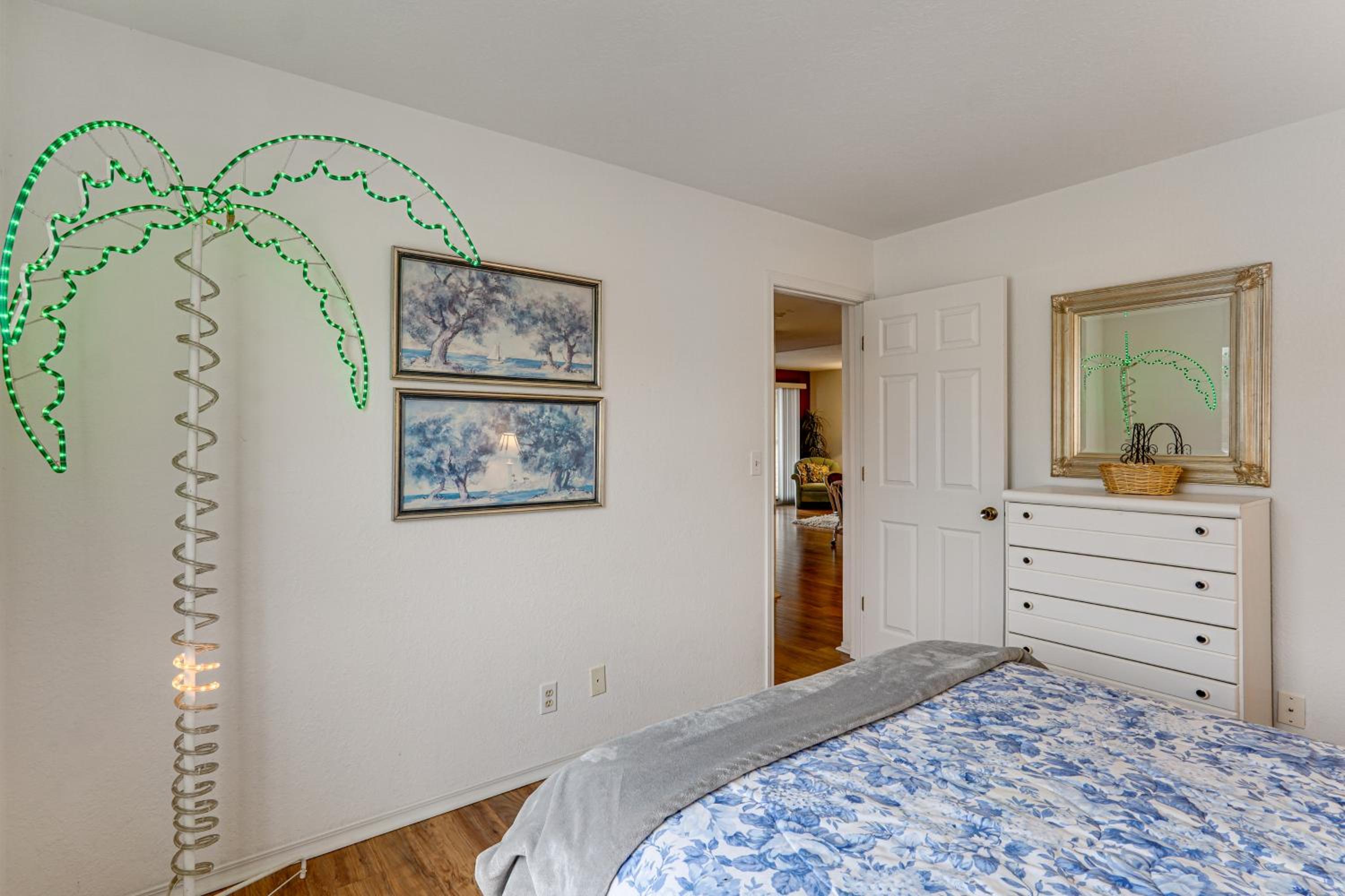 Main Channel View! Condo with Dock and Pool Access