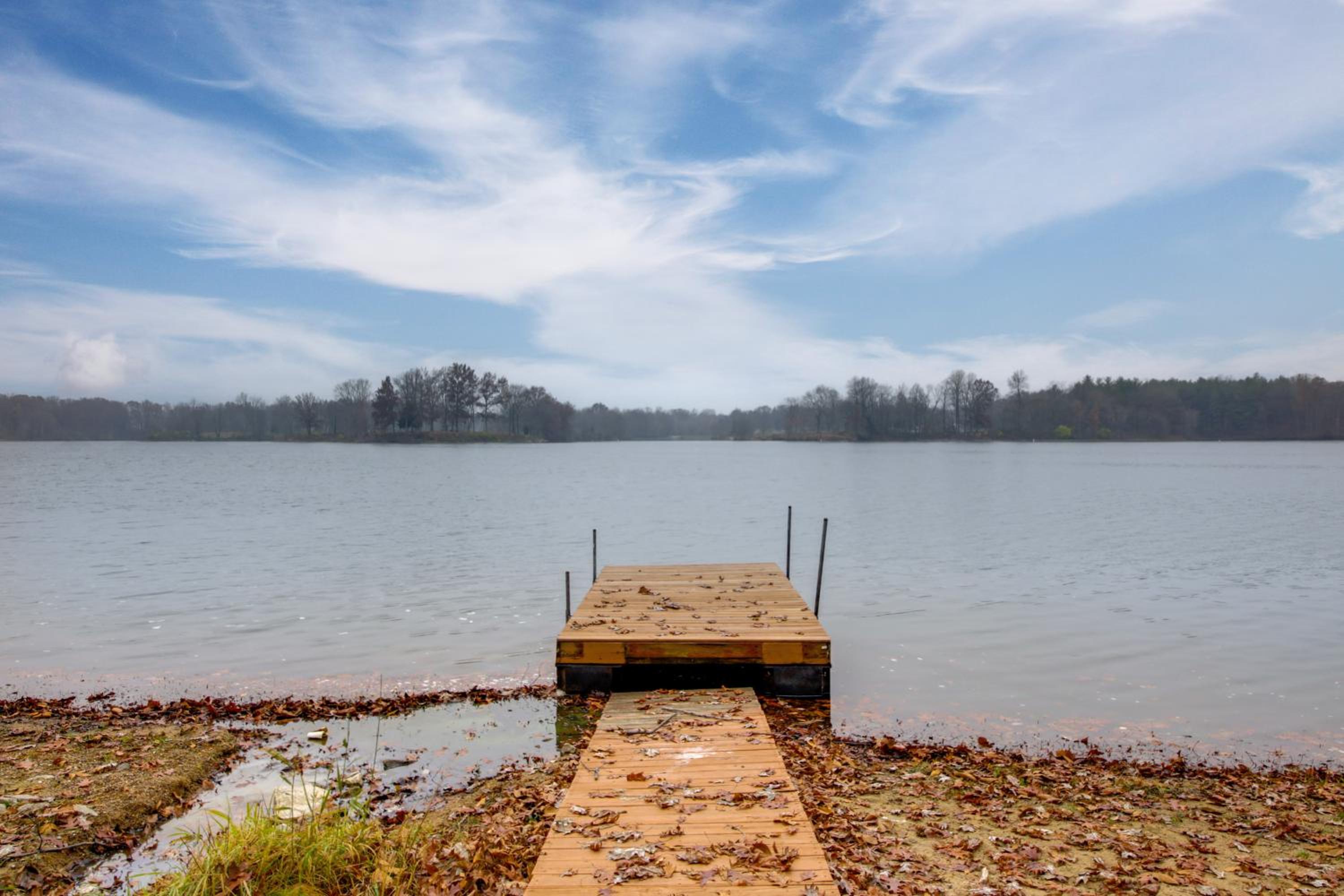 Waterfront Gem with Private Dock on Sullivan Lake!