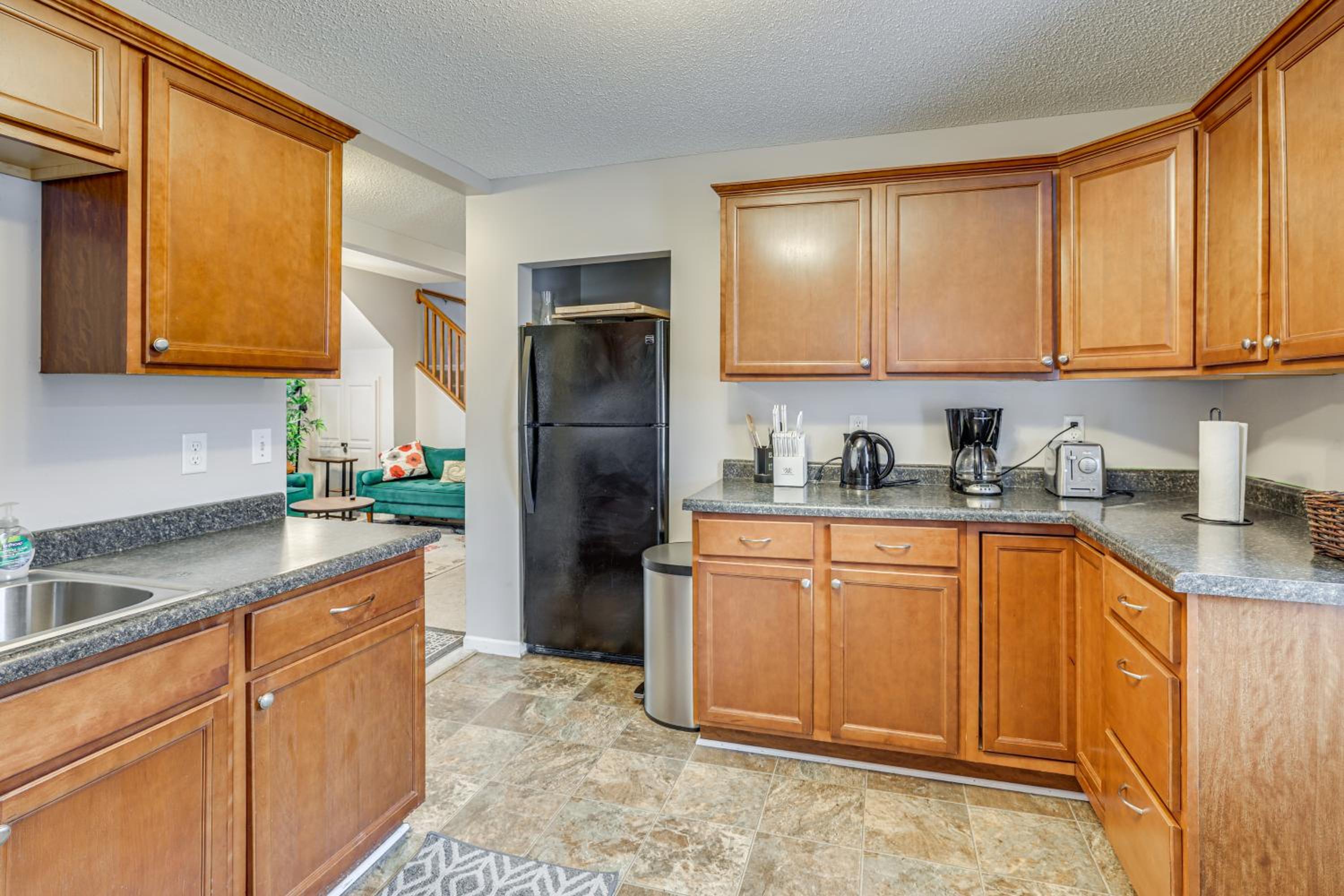 Central Duplex Townhome close to Twin Cities