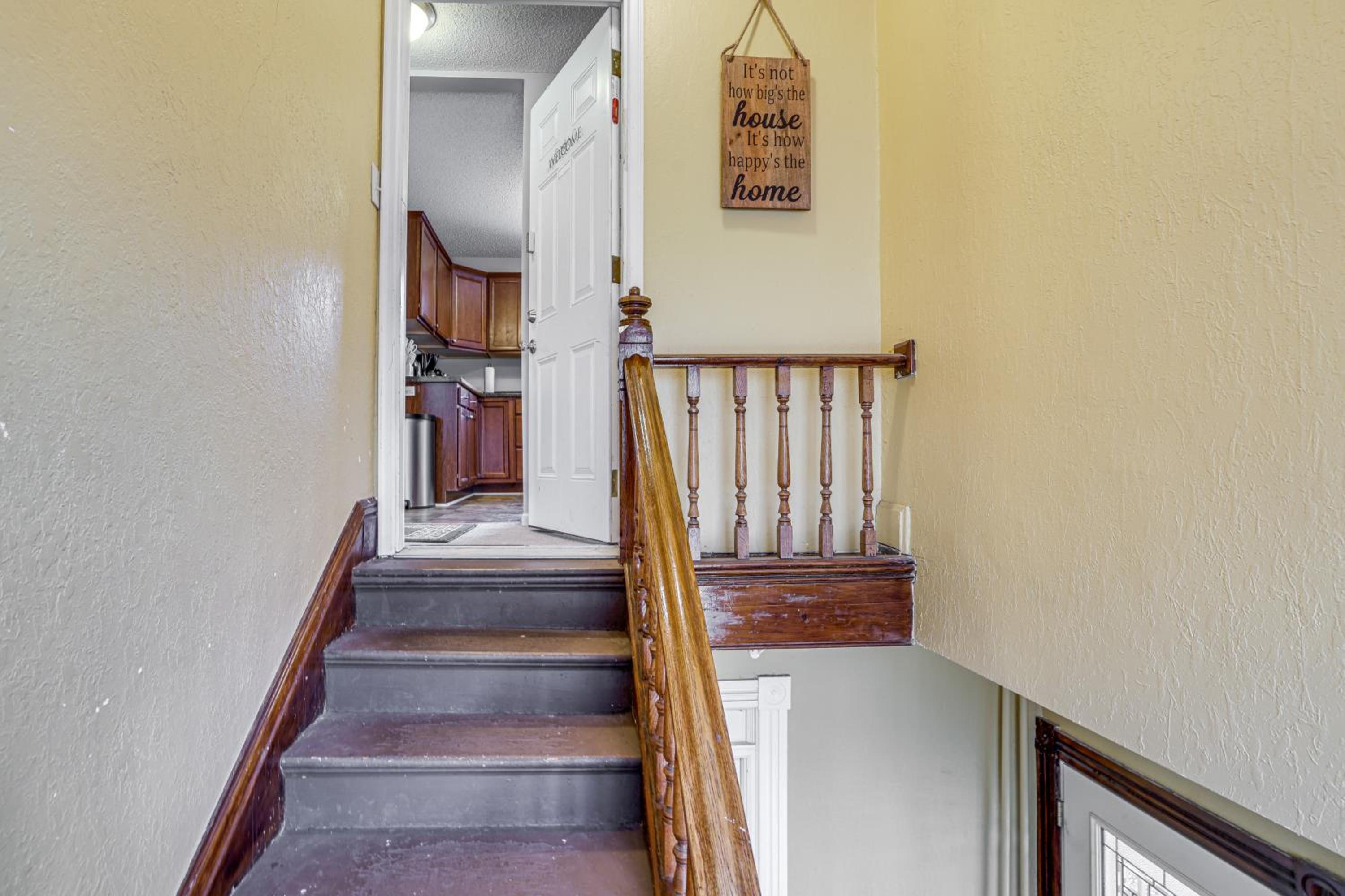 Central Duplex Townhome close to Twin Cities