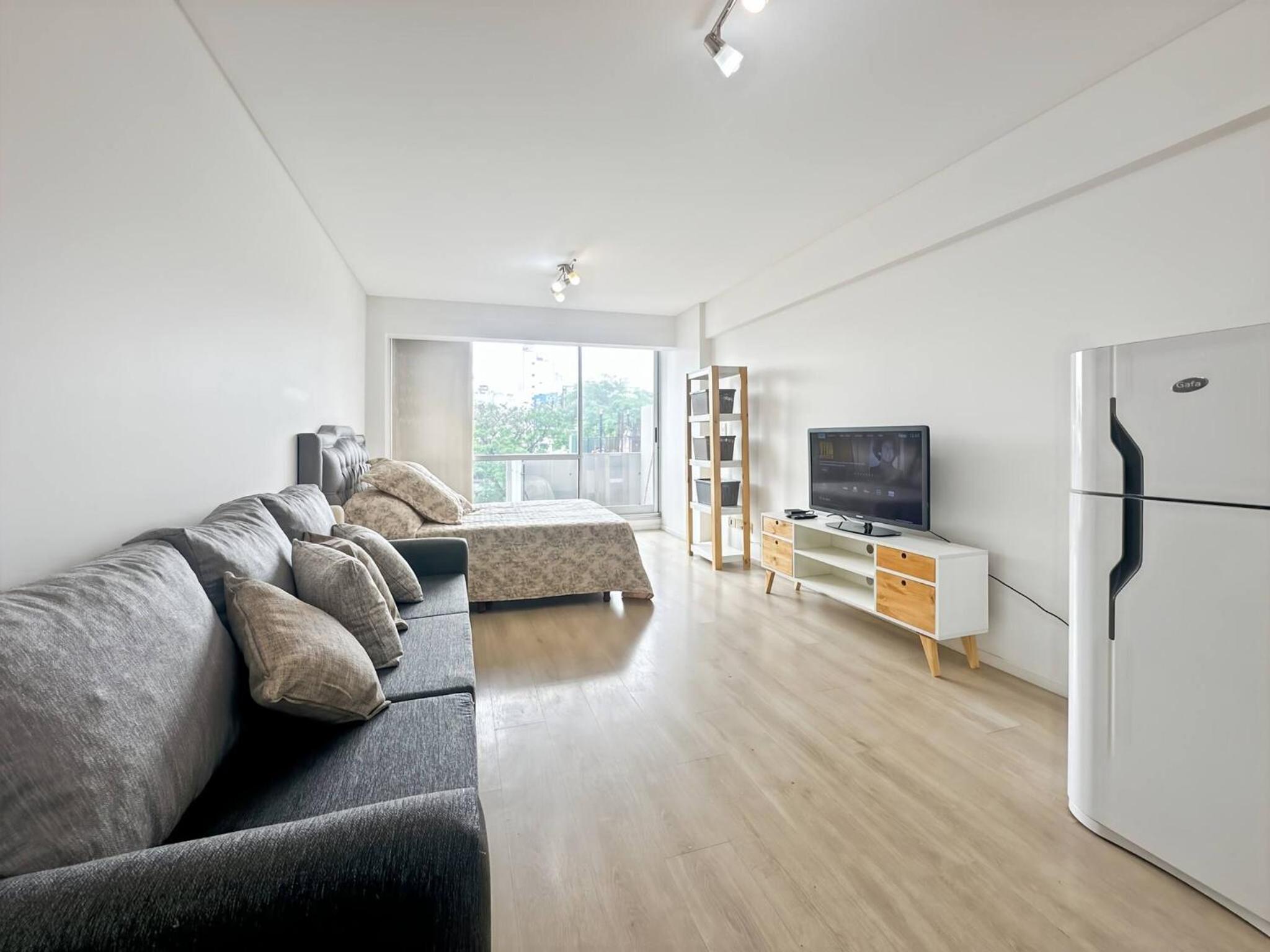 Comfortable Studio with Balcony and Excellent Location