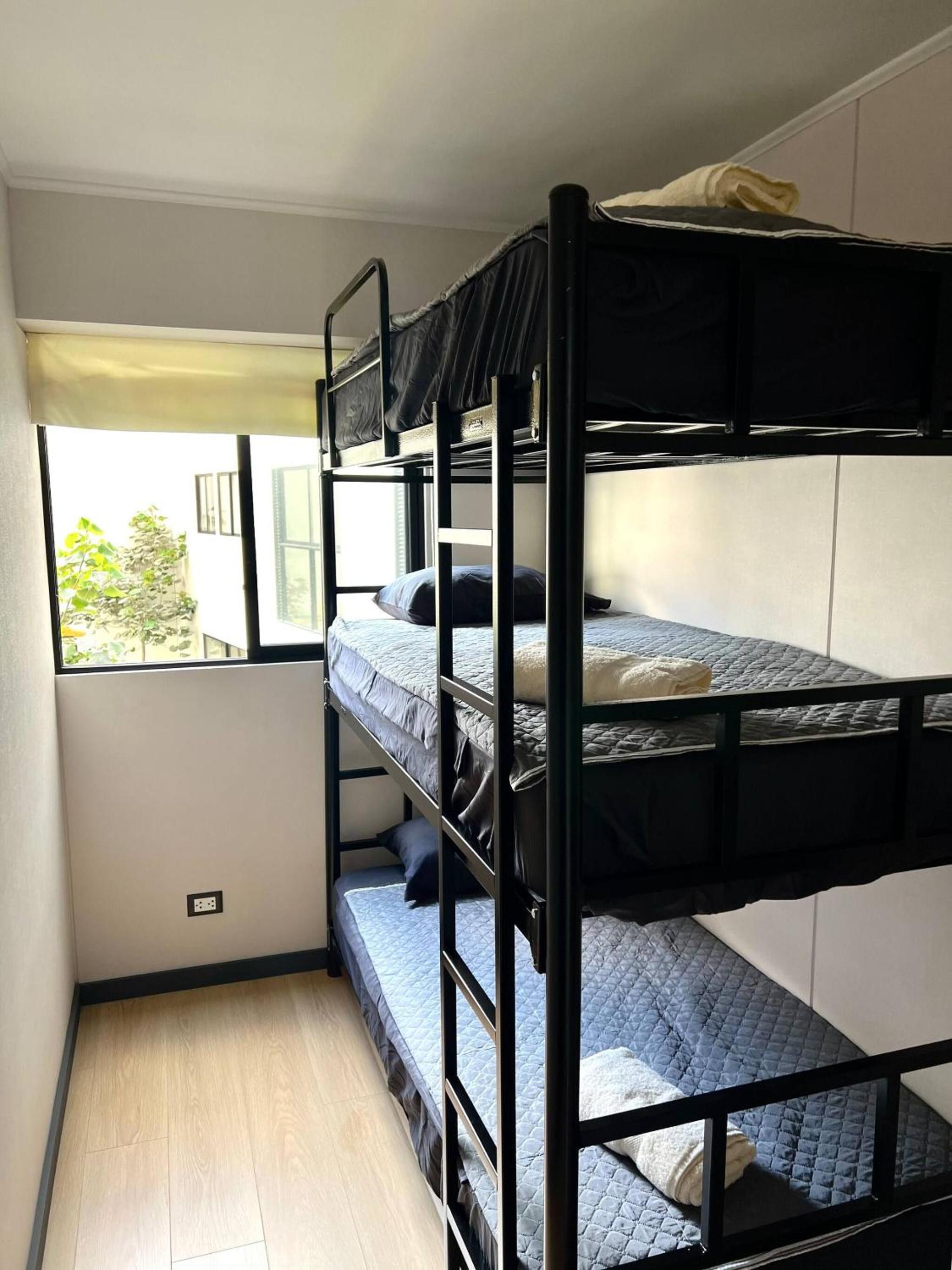 Modern Apartment for 9 San Isidro