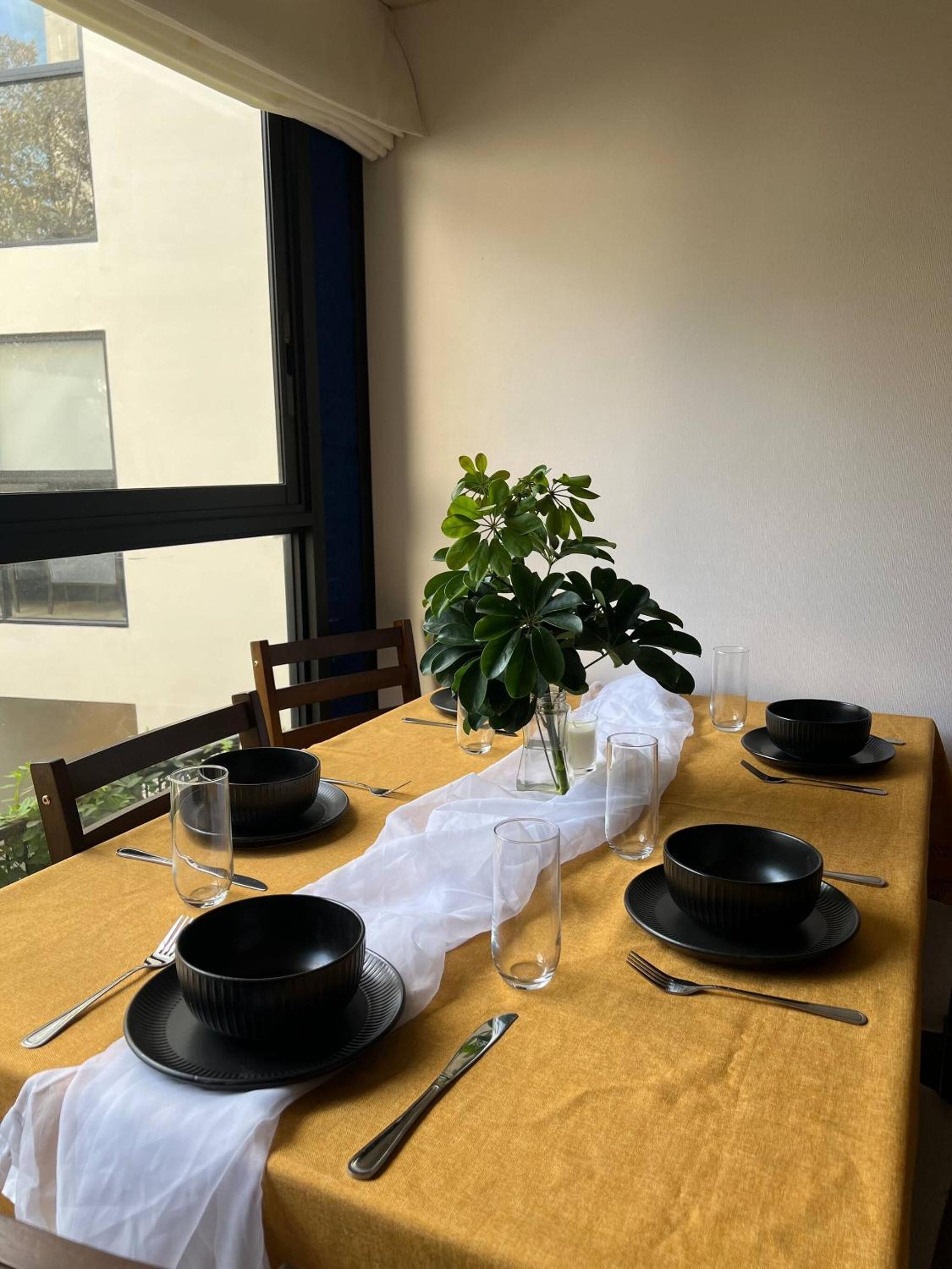 Modern Apartment for 9 San Isidro