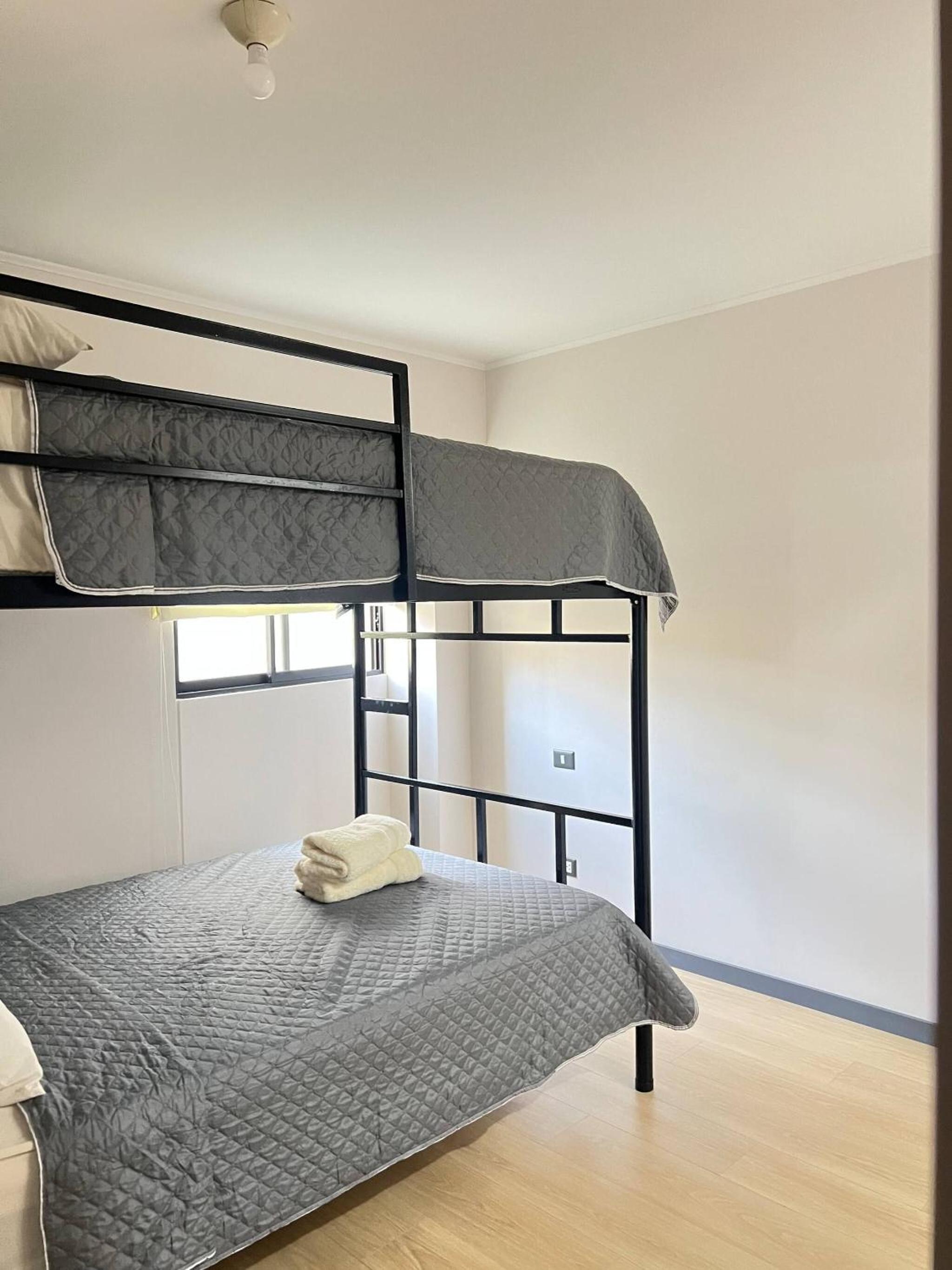 Modern Apartment for 9 San Isidro