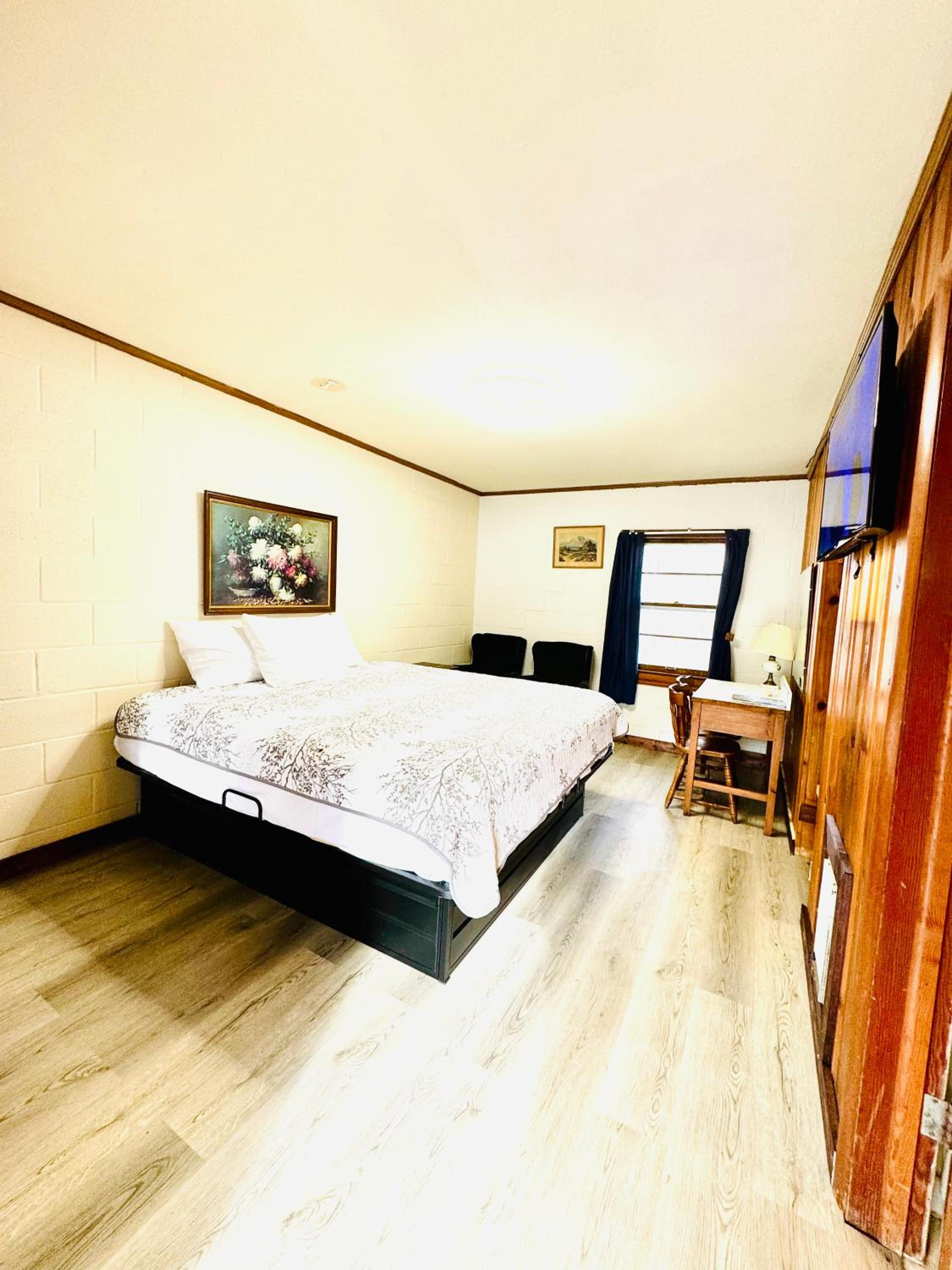 Parkview Lodge & Cabins