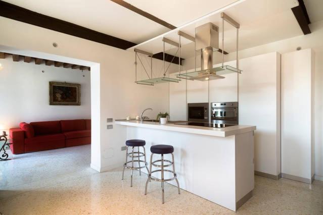 Elisabeth Waterfront Apartment