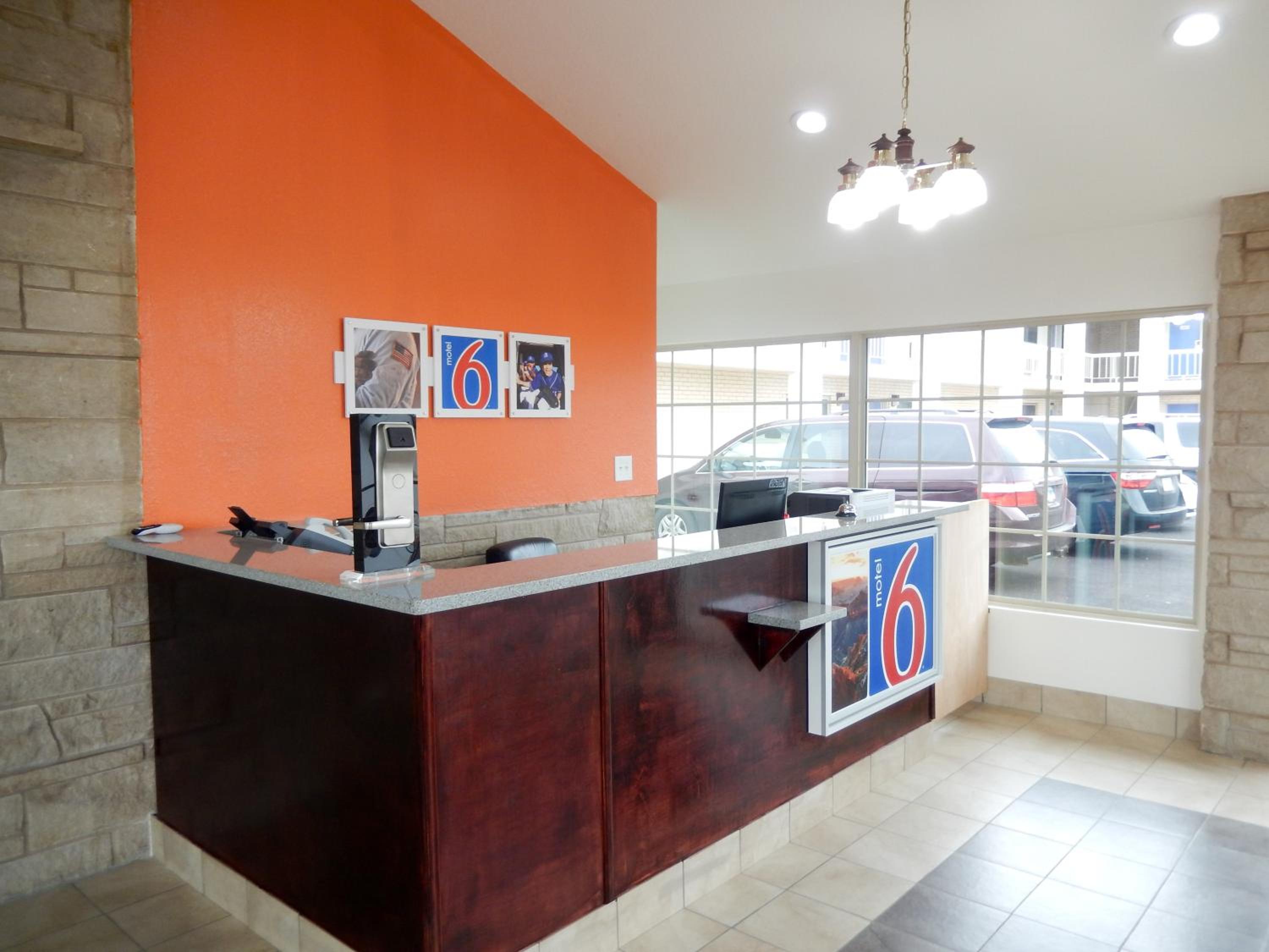 Childress Vacations - Motel 6-Childress, TX - Property Image 14
