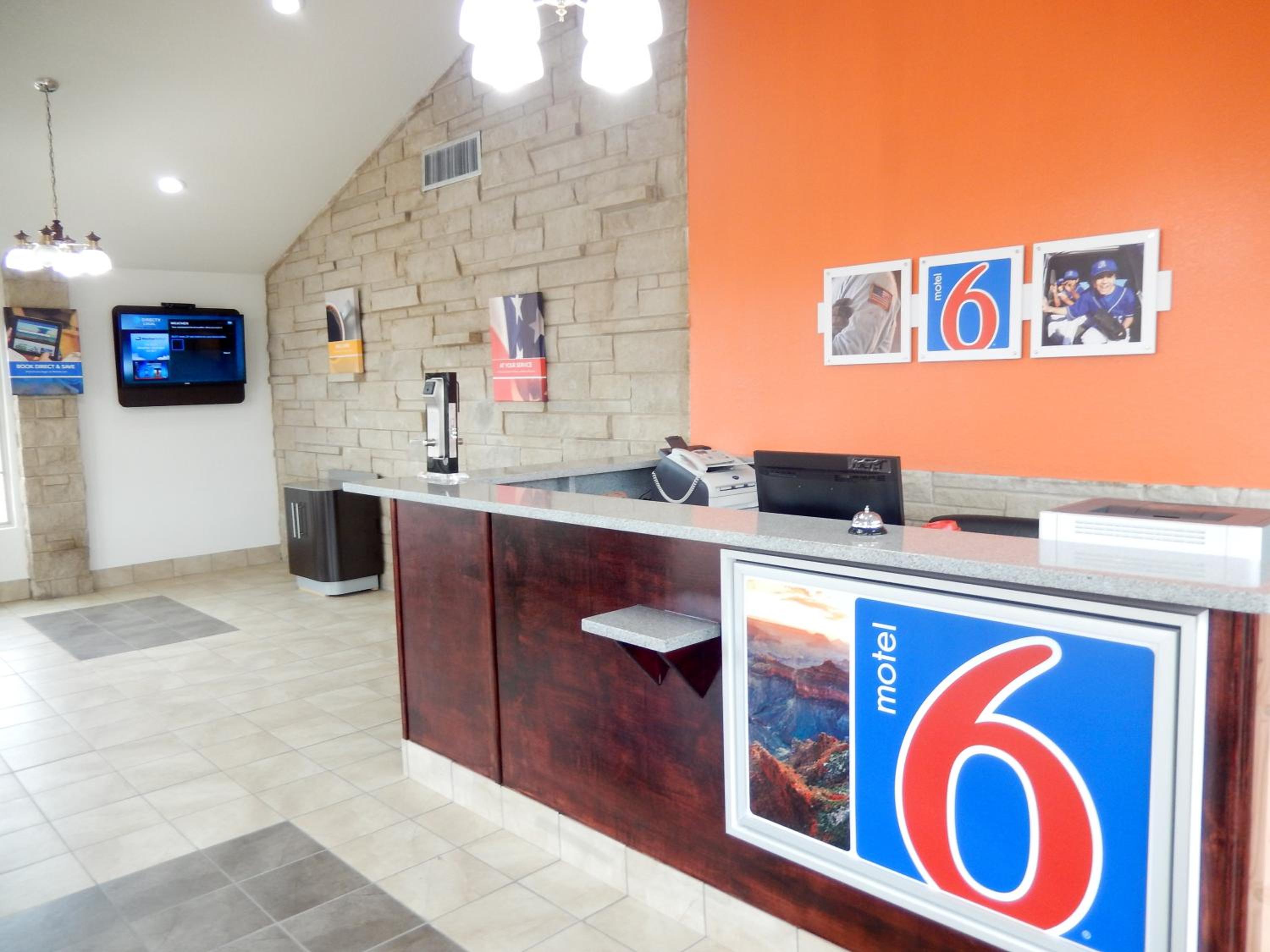 Childress Vacations - Motel 6-Childress, TX - Property Image 13