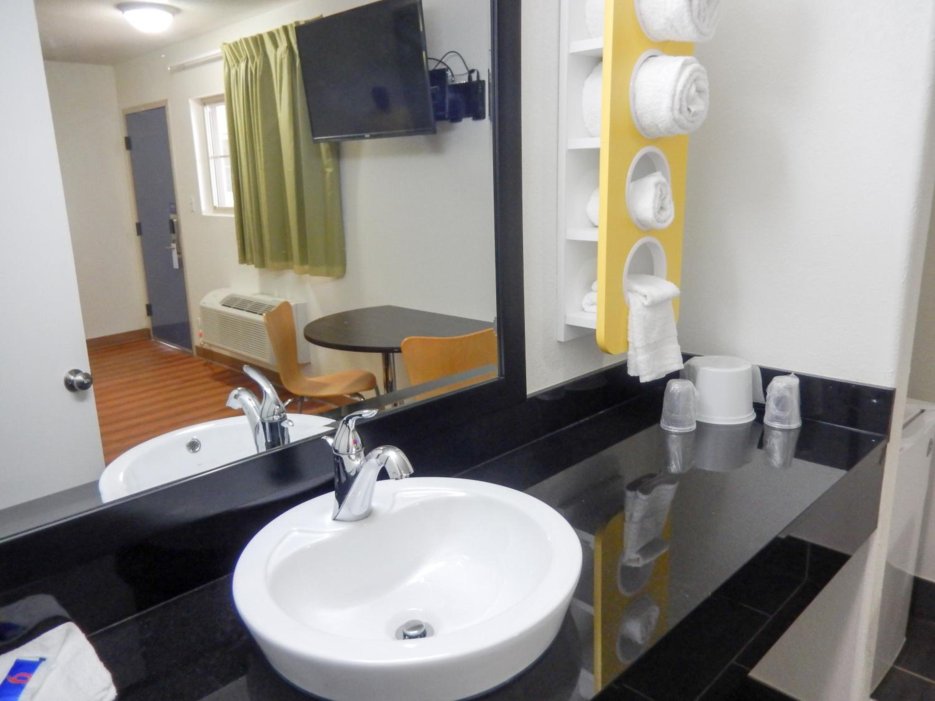 Childress Vacations - Motel 6-Childress, TX - Property Image 18