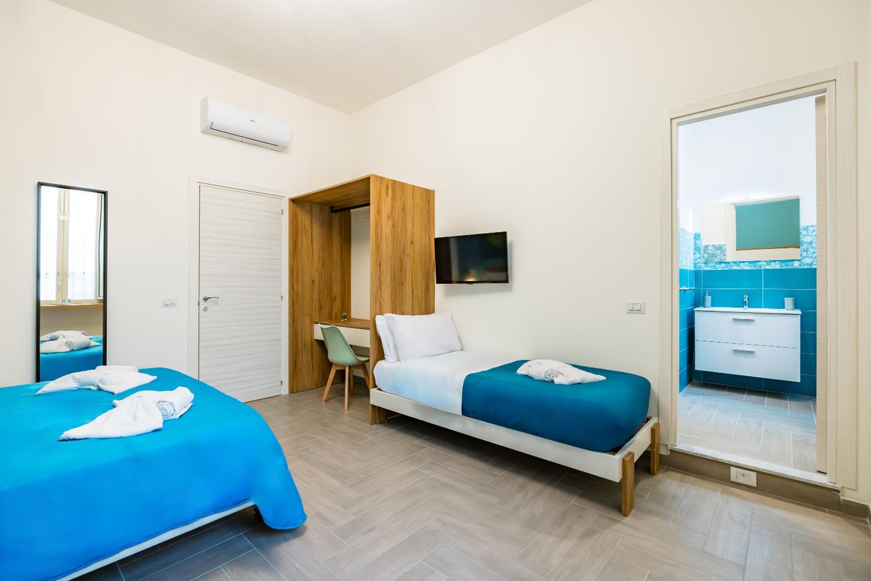 Solaris Suites
