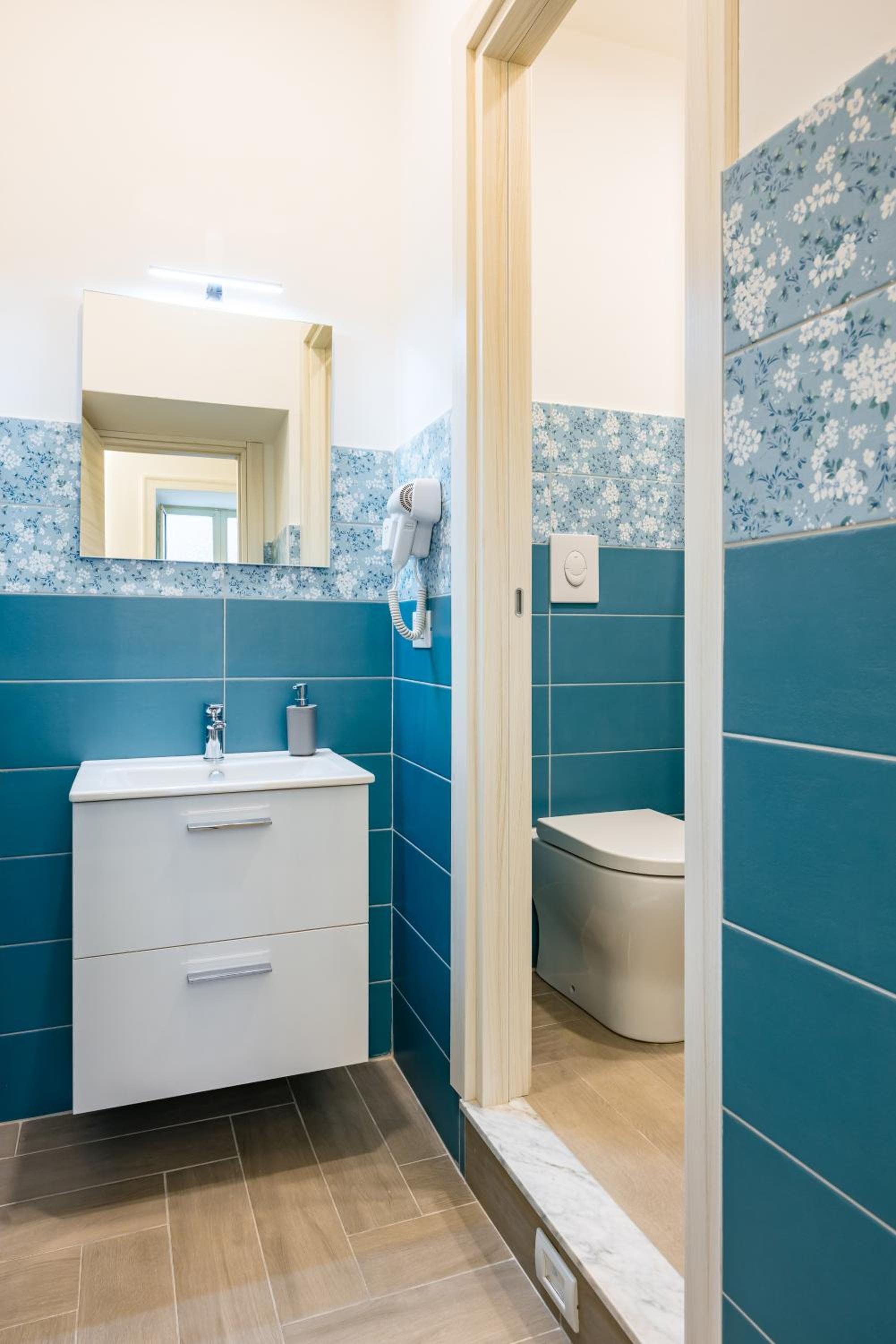 Solaris Suites
