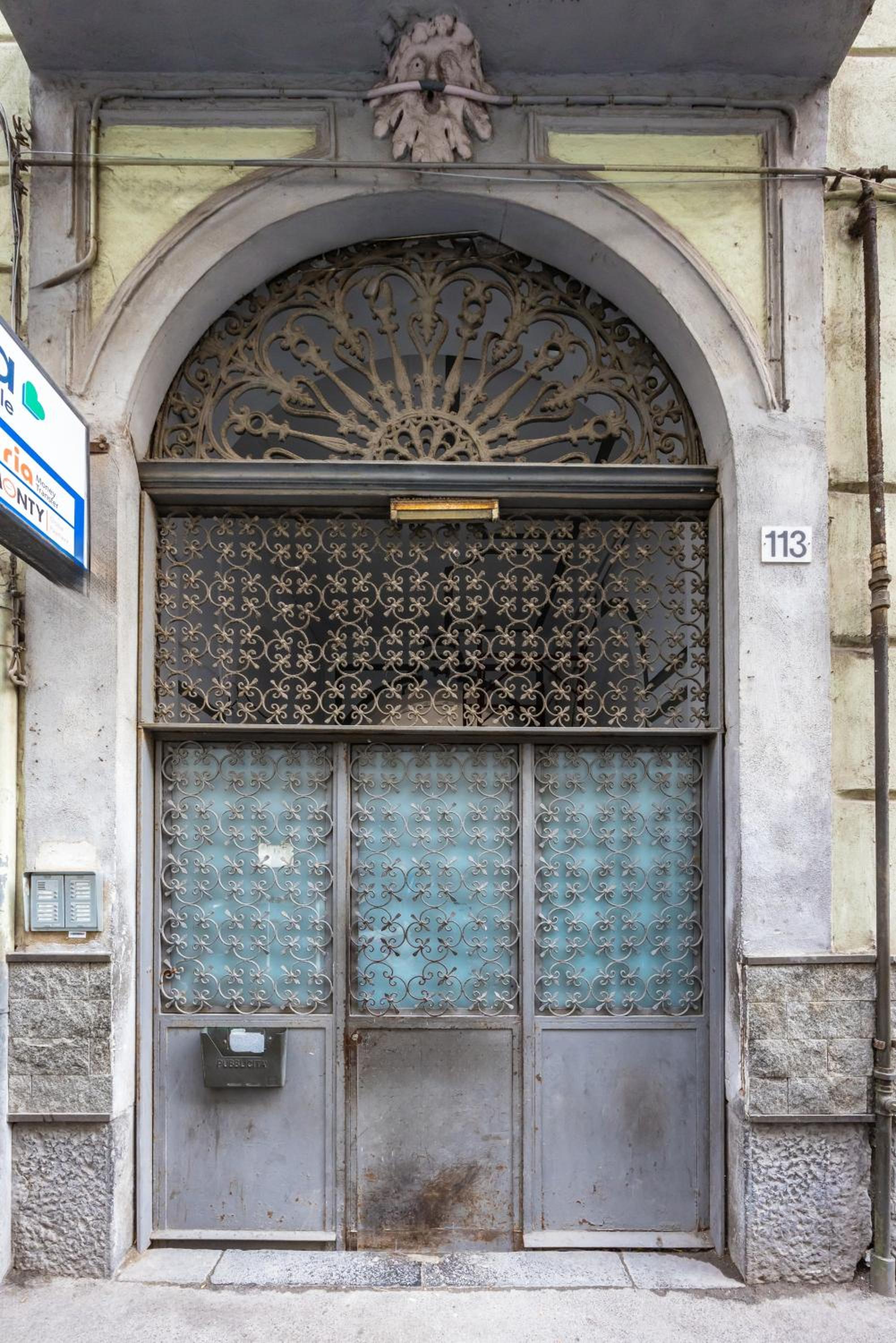 Solaris Suites
