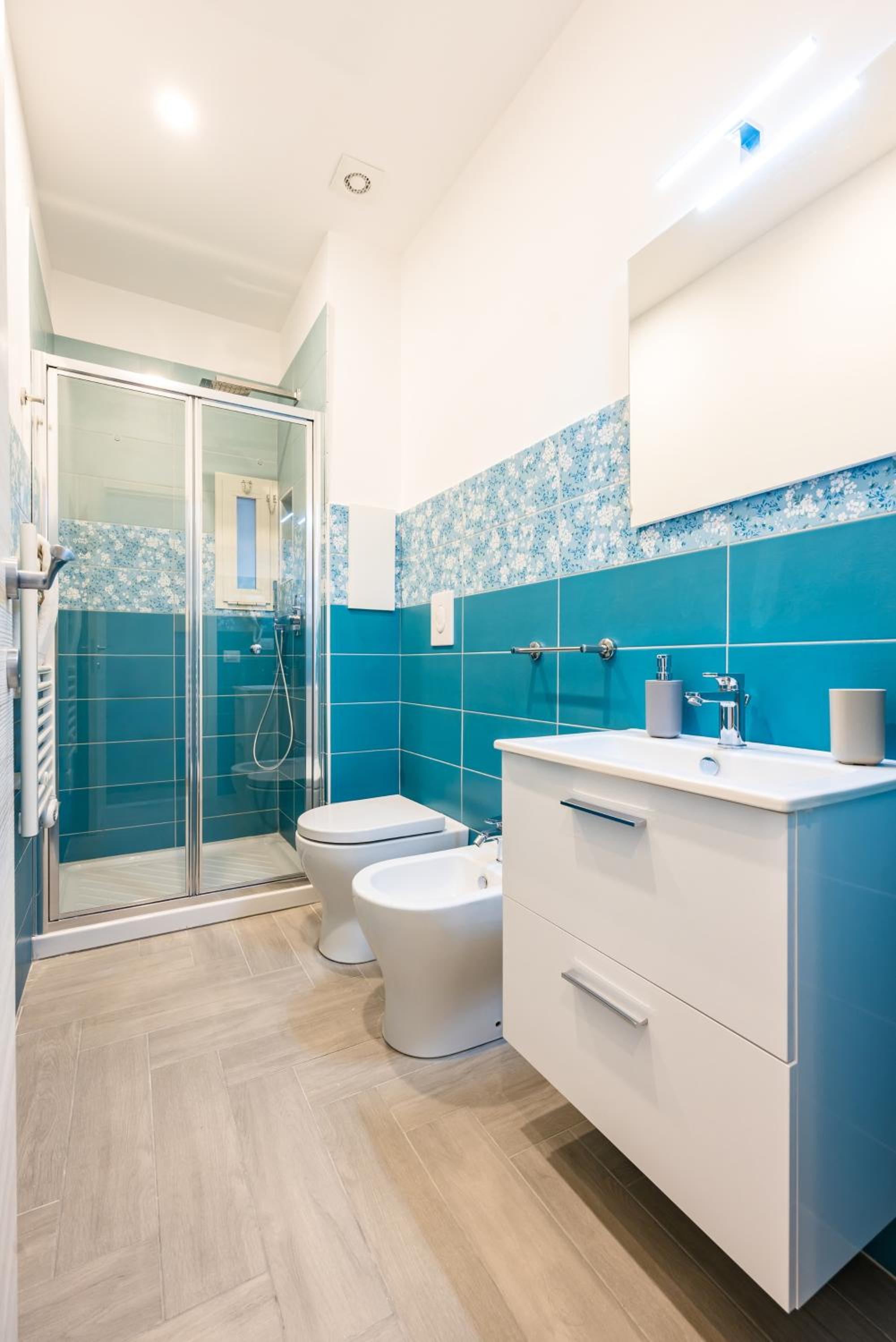 Solaris Suites