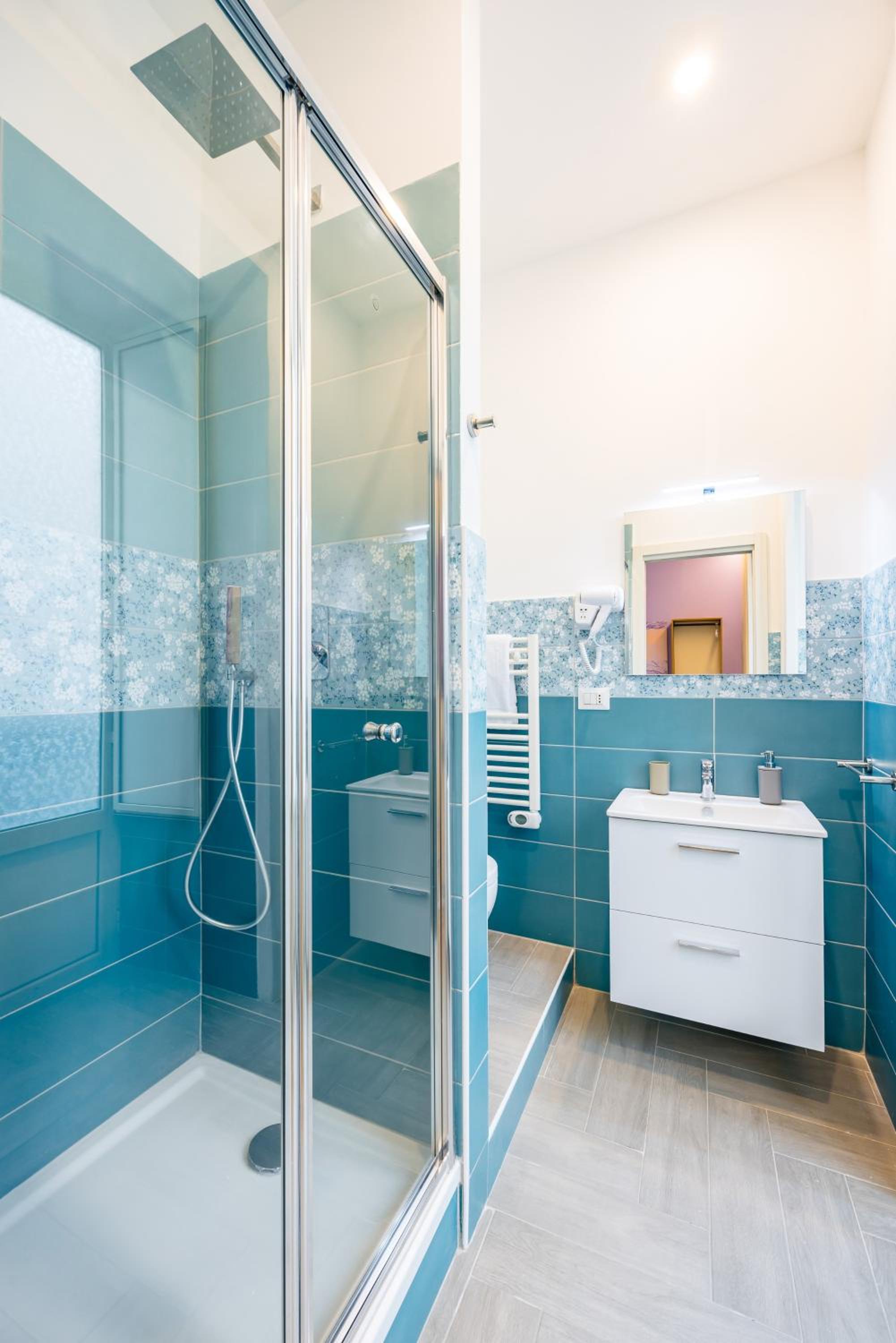 Solaris Suites
