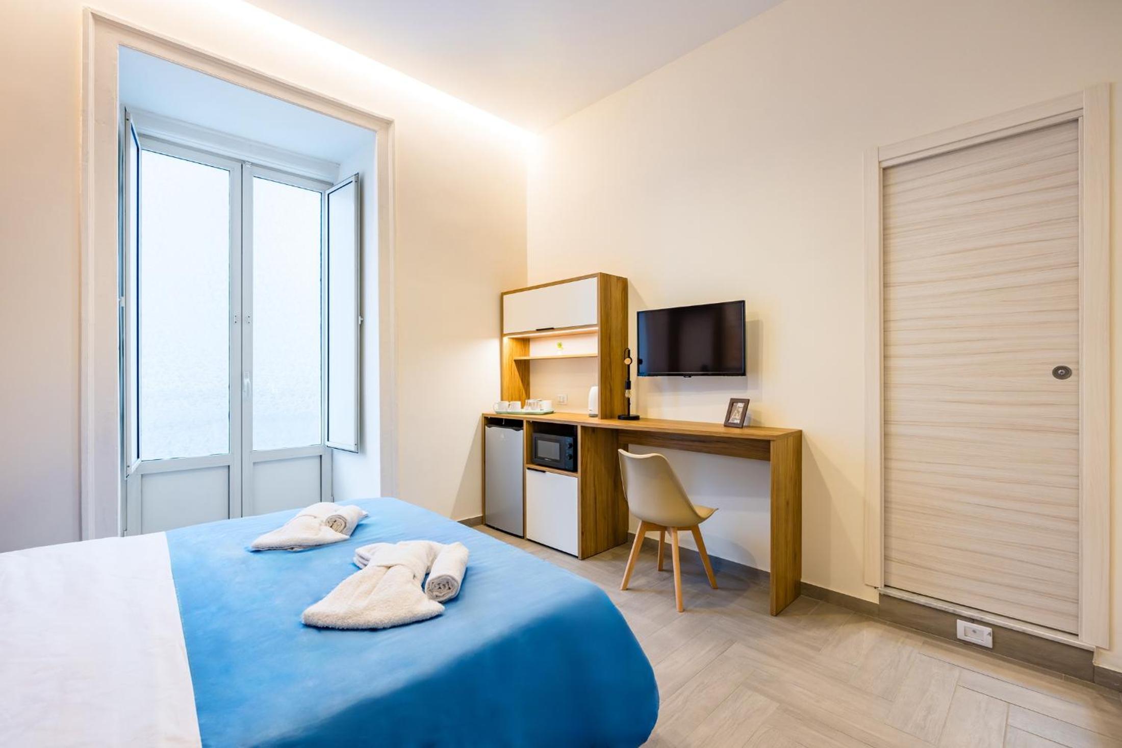 Solaris Suites