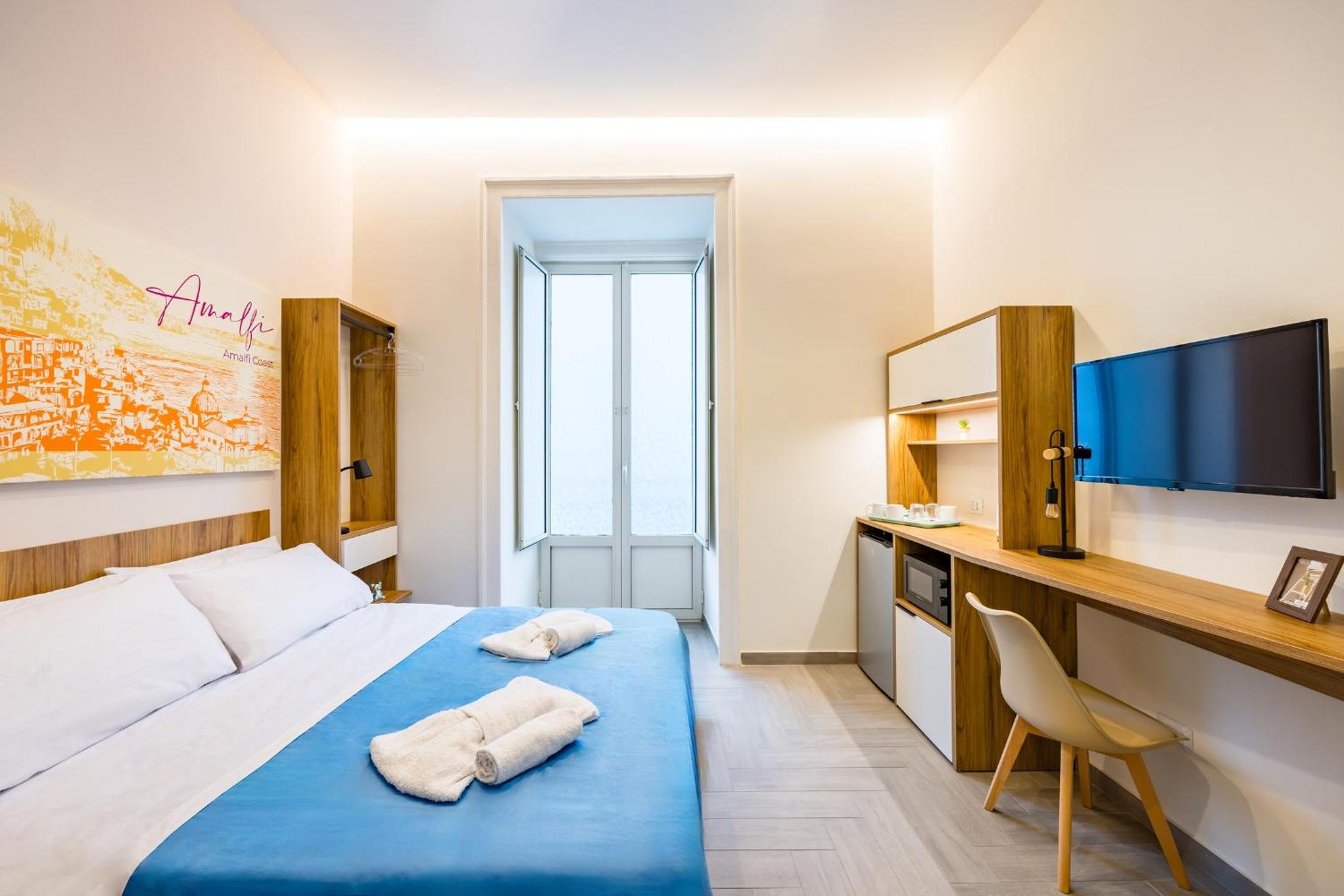 Solaris Suites