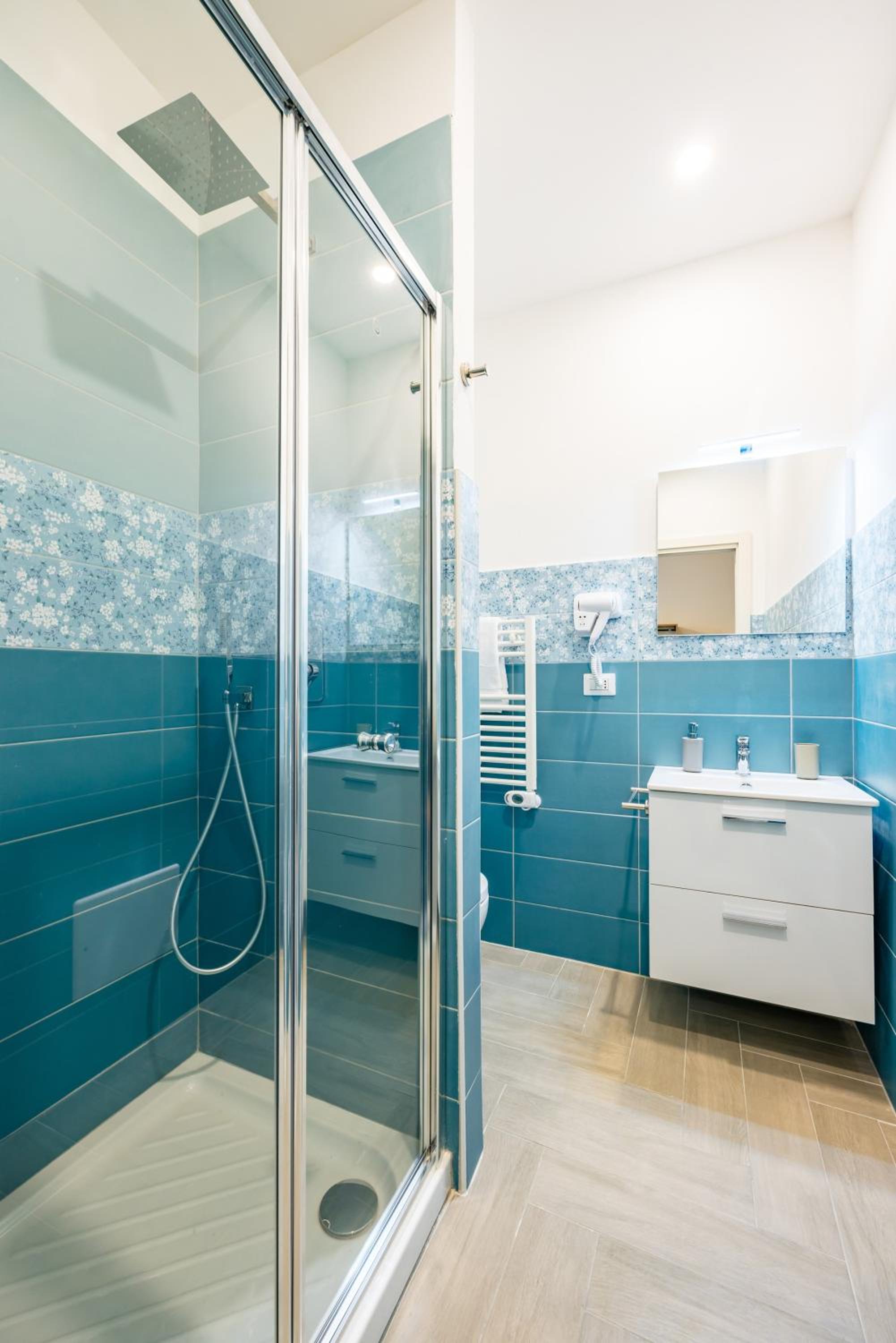 Solaris Suites
