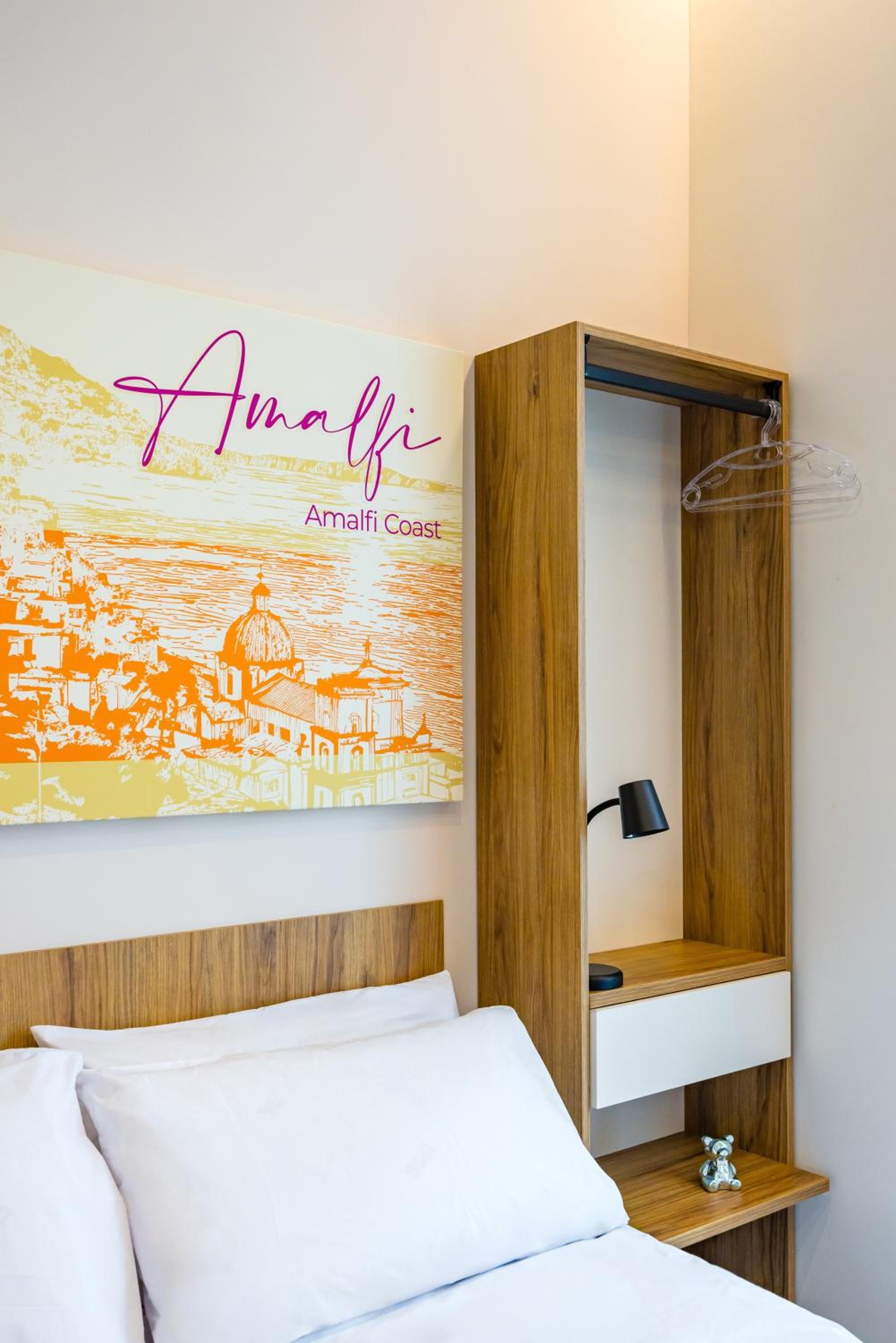 Solaris Suites