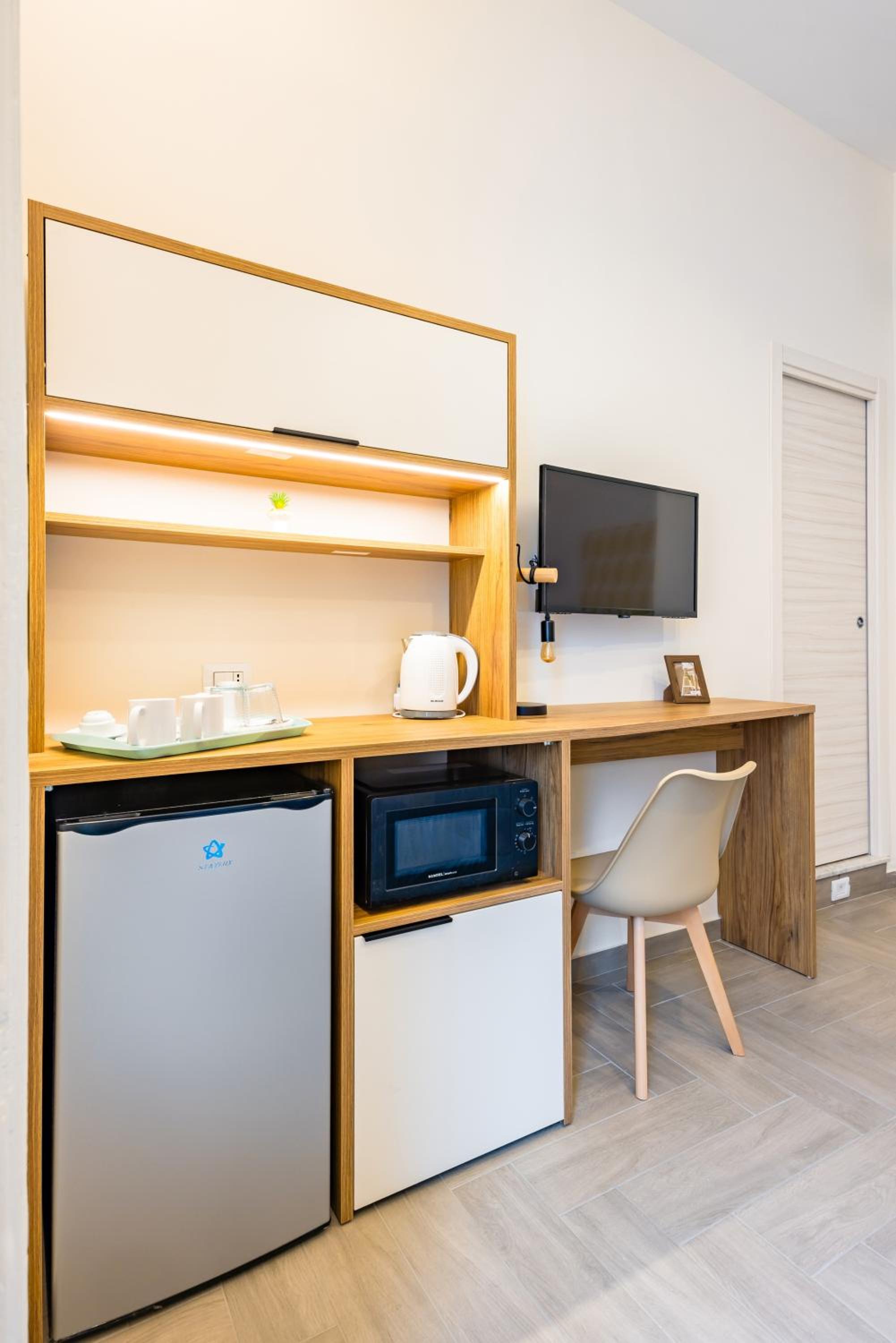 Solaris Suites