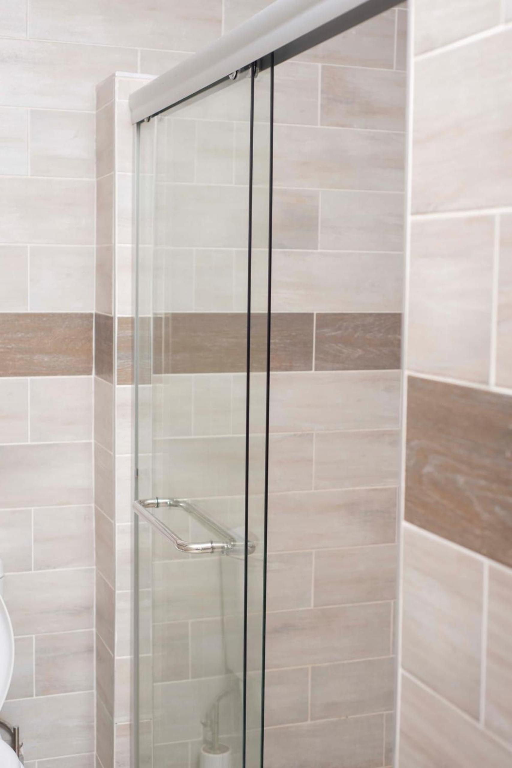 Comfort-driven hotel rooms in Hazeldene - 2335