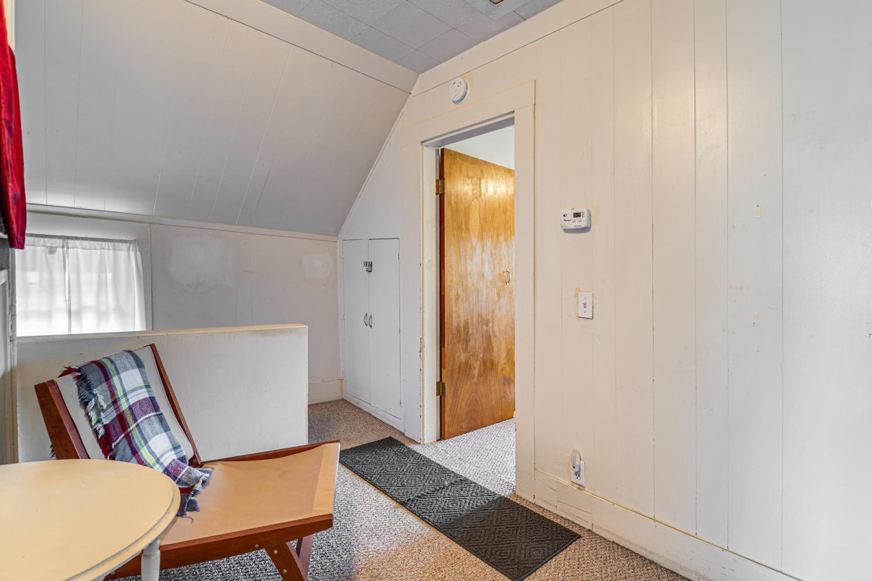 Walkable Home in Hoquiam! Olympic Peninsula Base