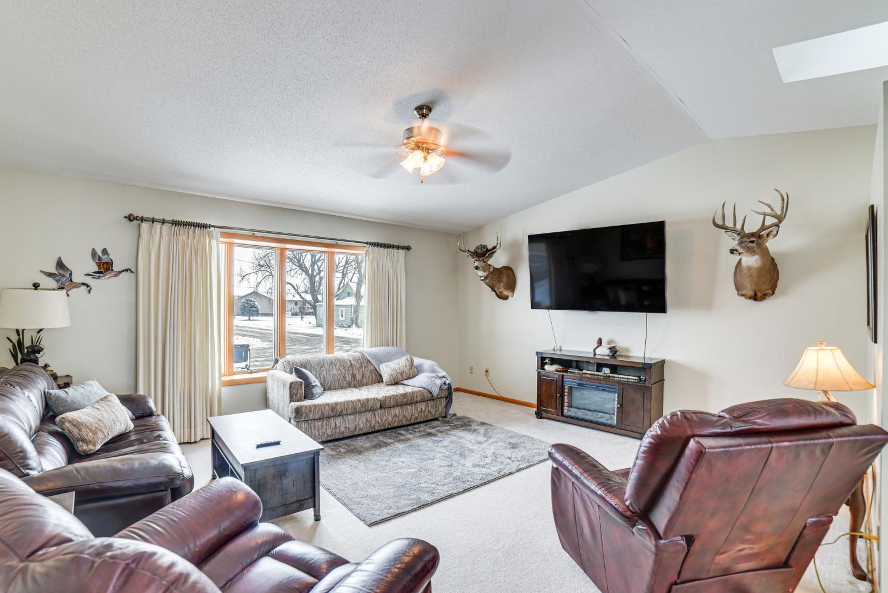 Spacious Retreat with Private Yard and Deck in Roscoe!