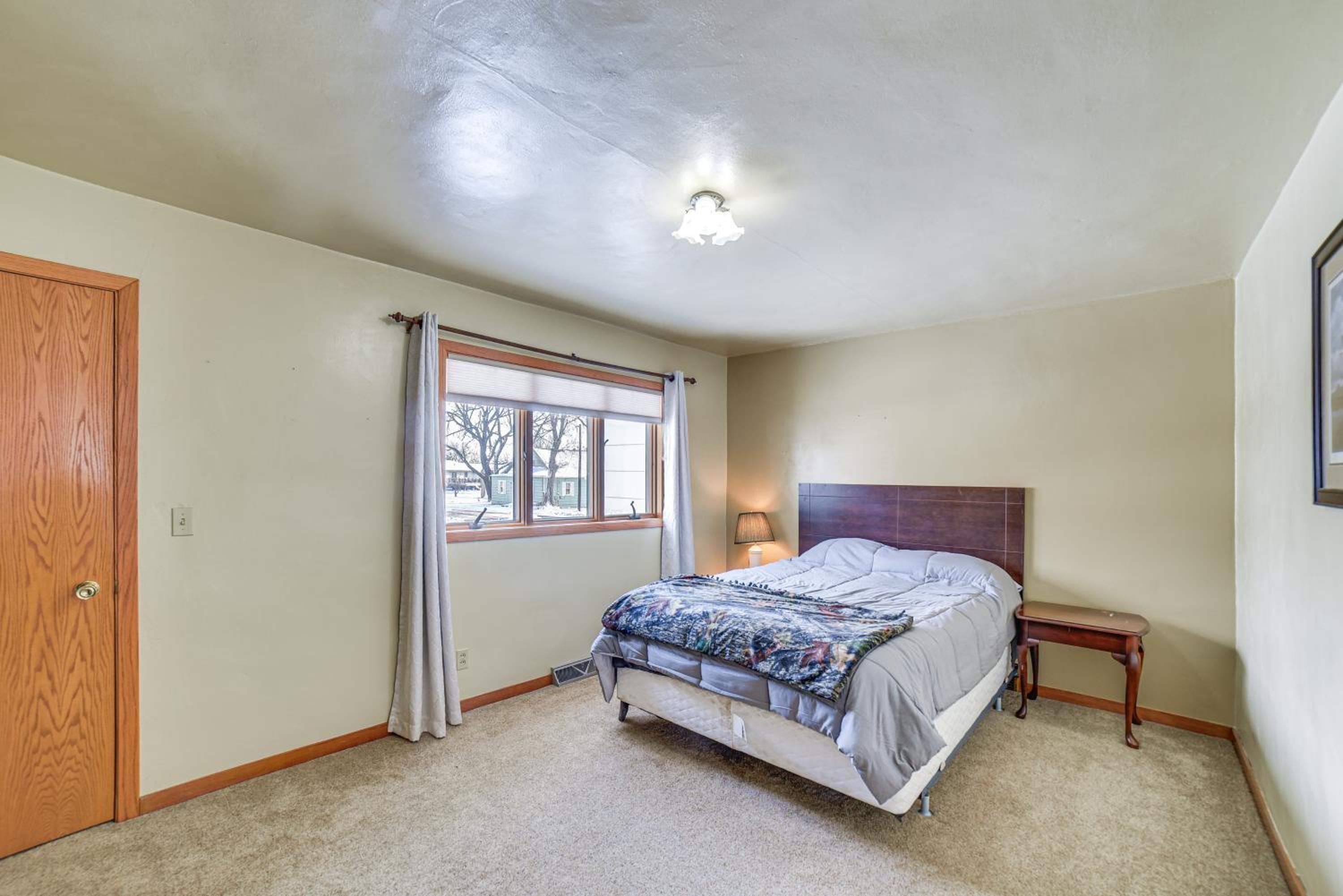 Spacious Retreat with Private Yard and Deck in Roscoe!