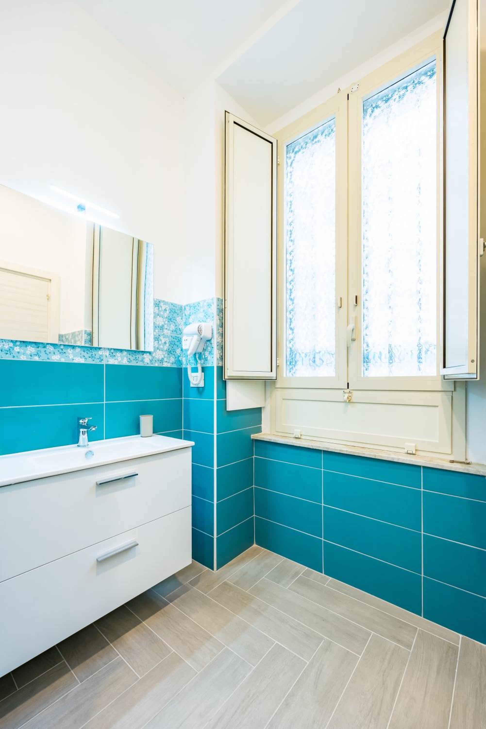 Solaris Suites