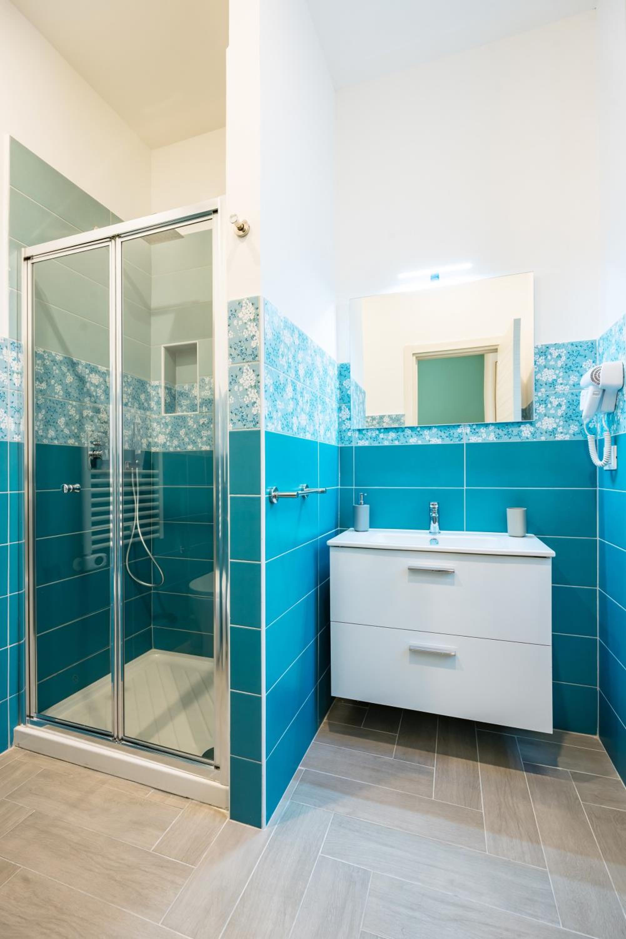 Solaris Suites