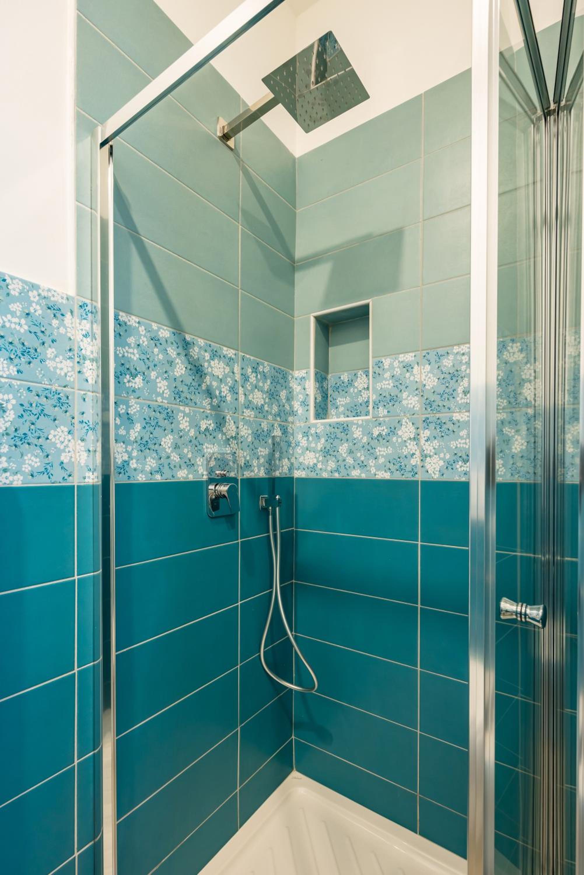 Solaris Suites