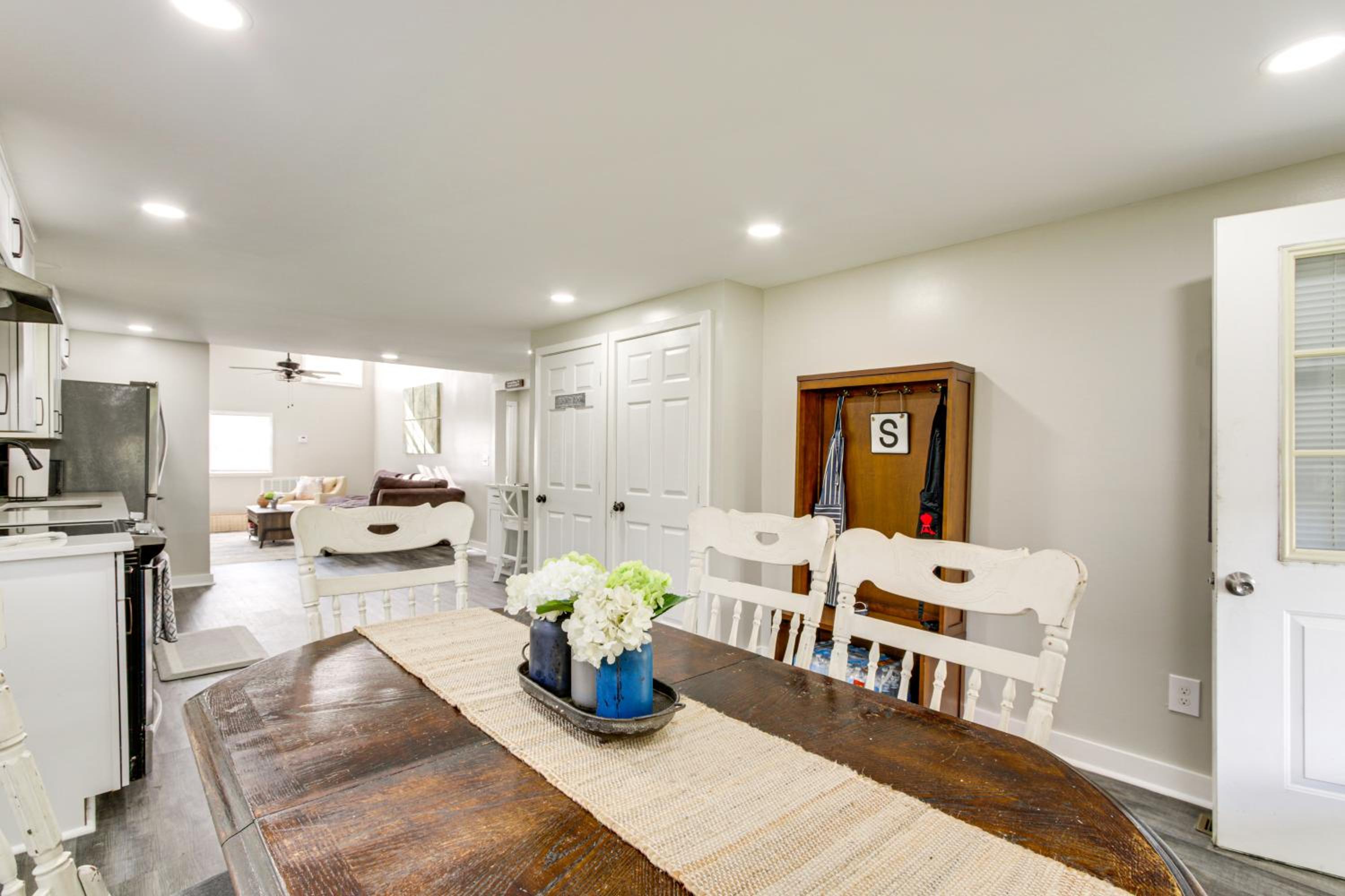 Secluded Getaway on 40 Acres in Lawrenceburg!