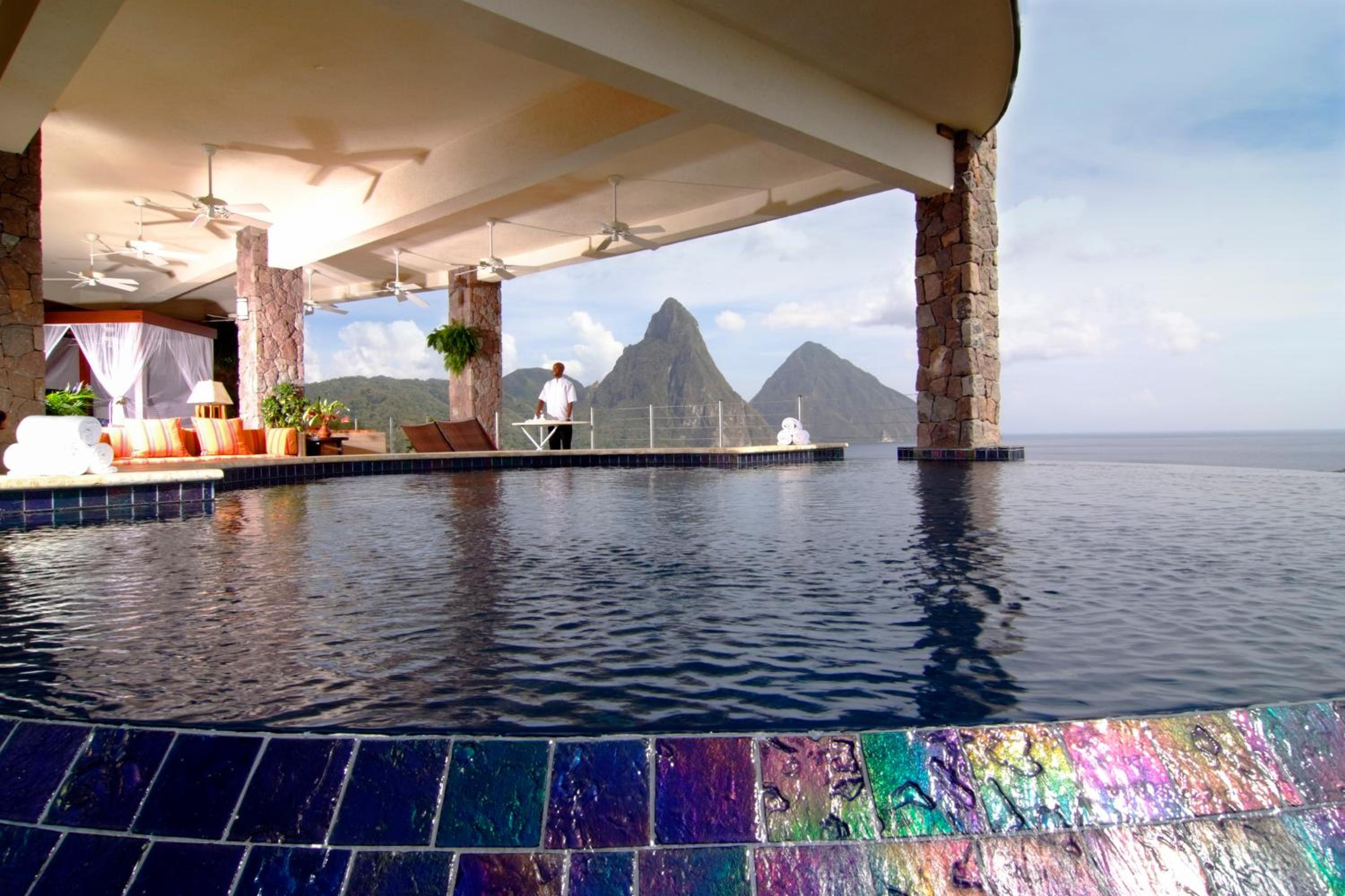 Jade Mountain Resort 11