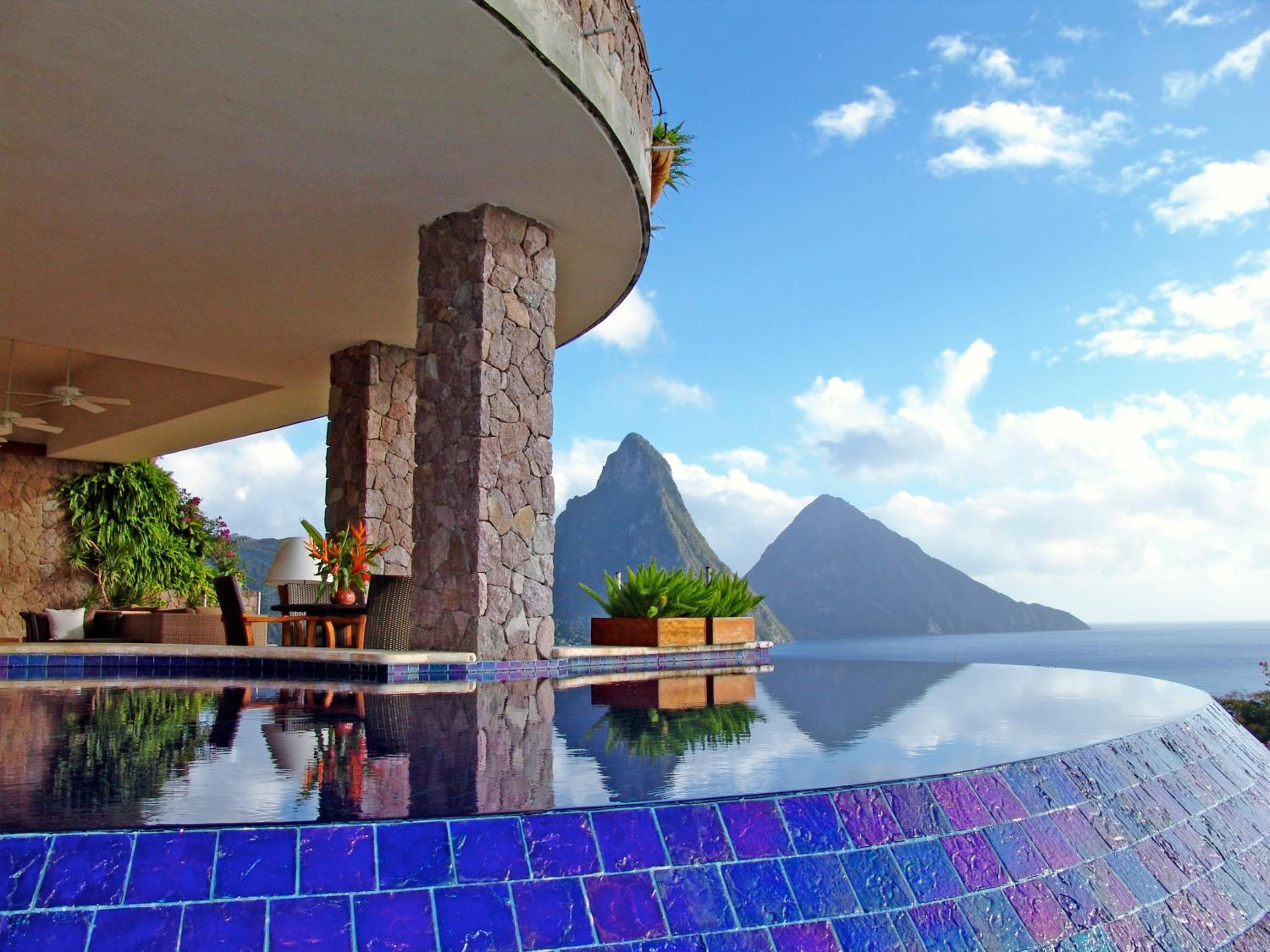 Jade Mountain Resort 12