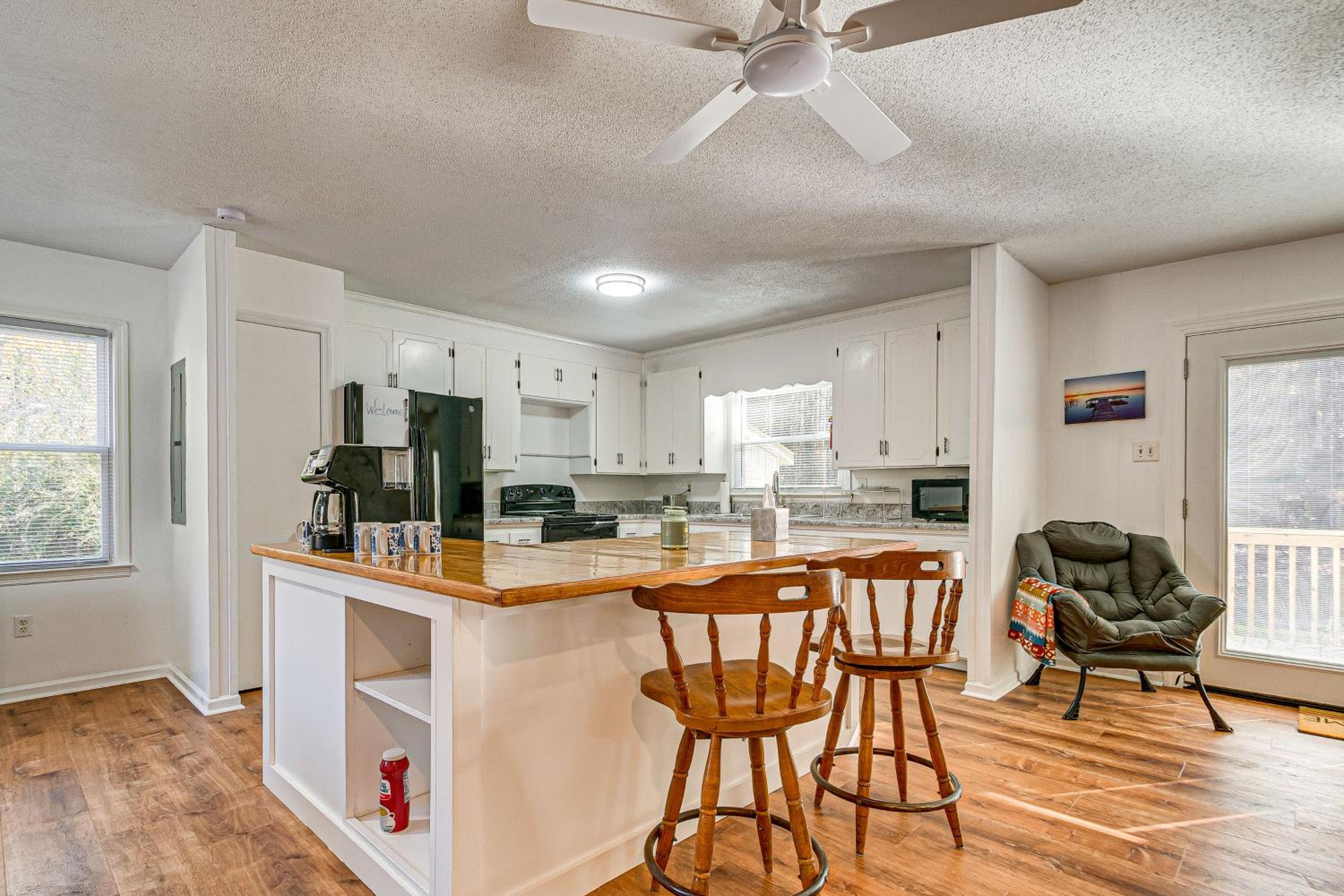 2 Mi to Lake Gaston Wooded Family Home with Deck