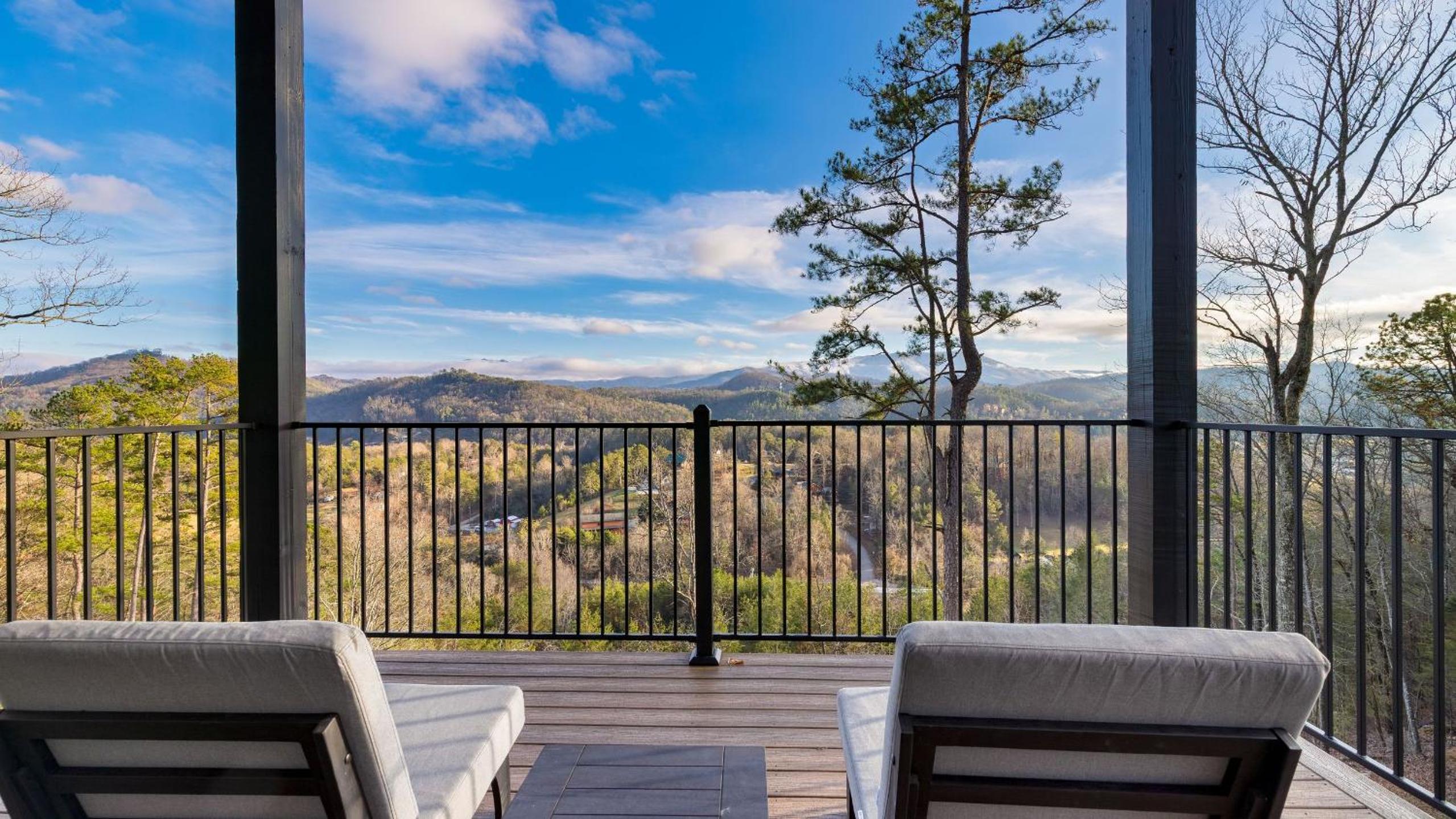 Modern Smoky Mountain Stay With Two Decks Plunge Pool Game Room Overlook Lodge by AvantStay