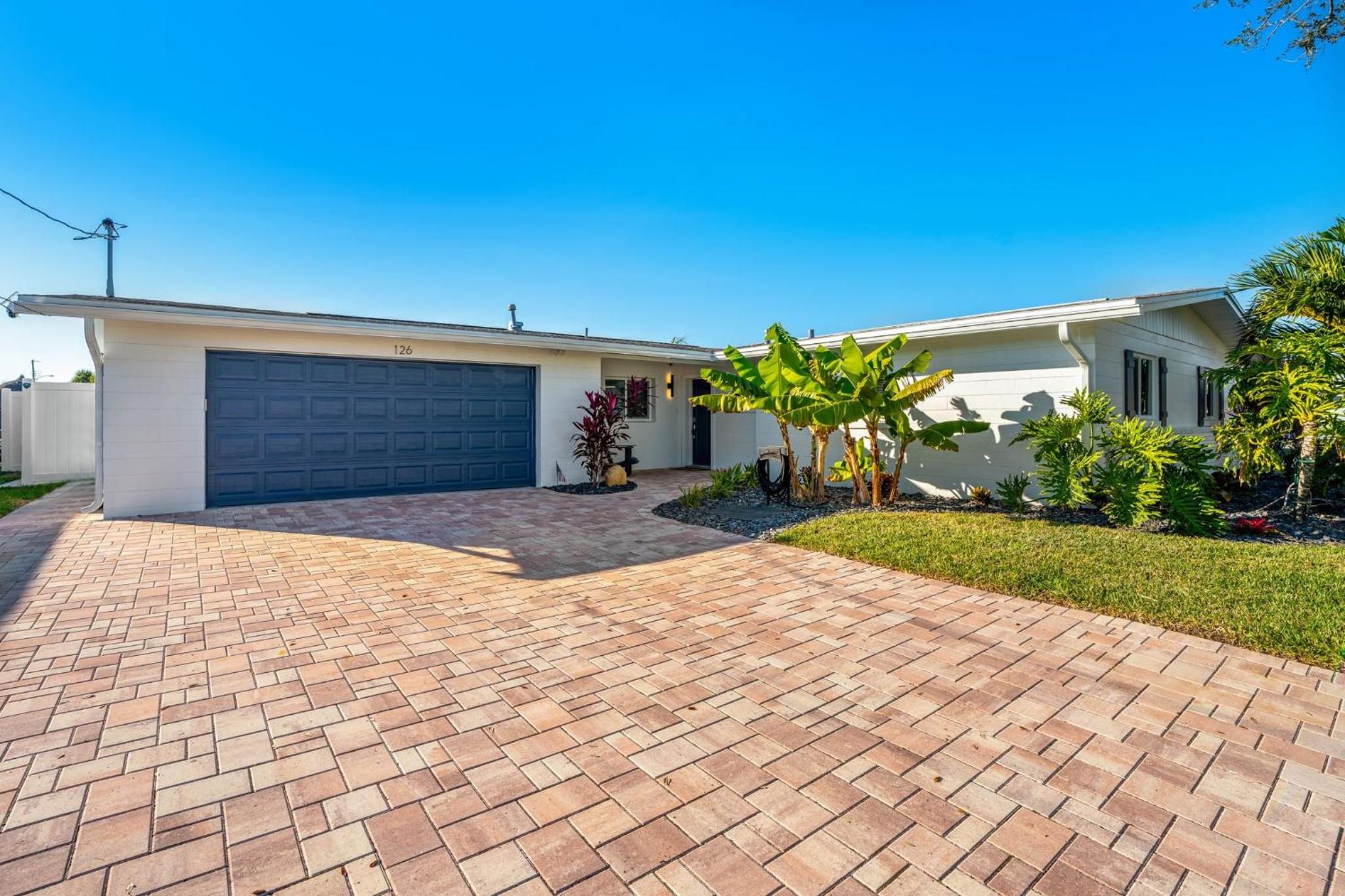 126 Deleon Rd