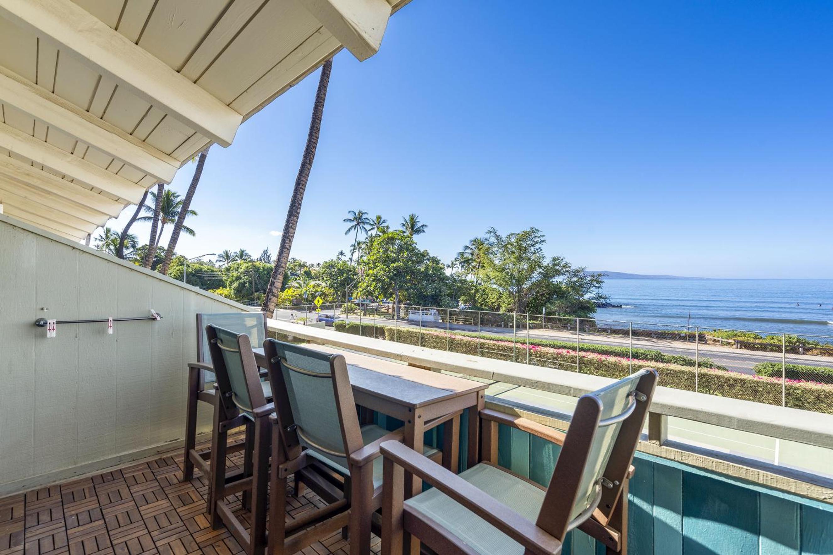 Shores of Maui 215 - Dramatic Ocean Views, Steps to the Beach, Renovated, AC!
