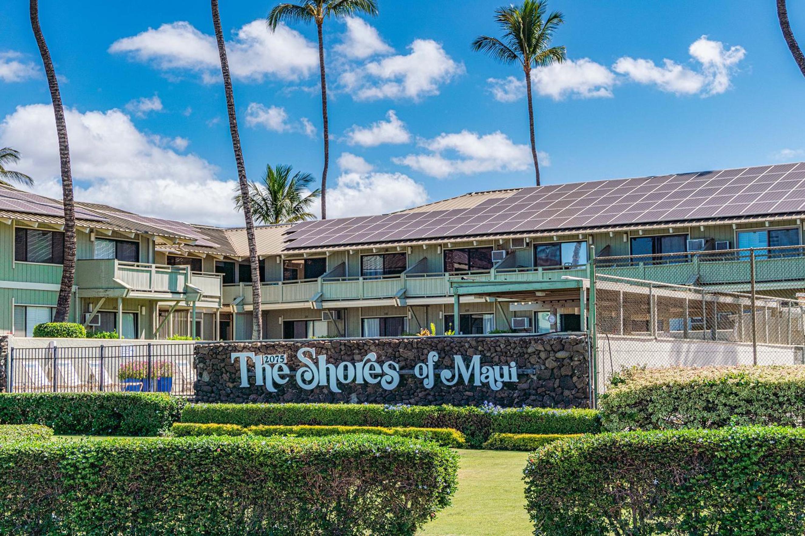 Shores of Maui 215 - Dramatic Ocean Views, Steps to the Beach, Renovated, AC!