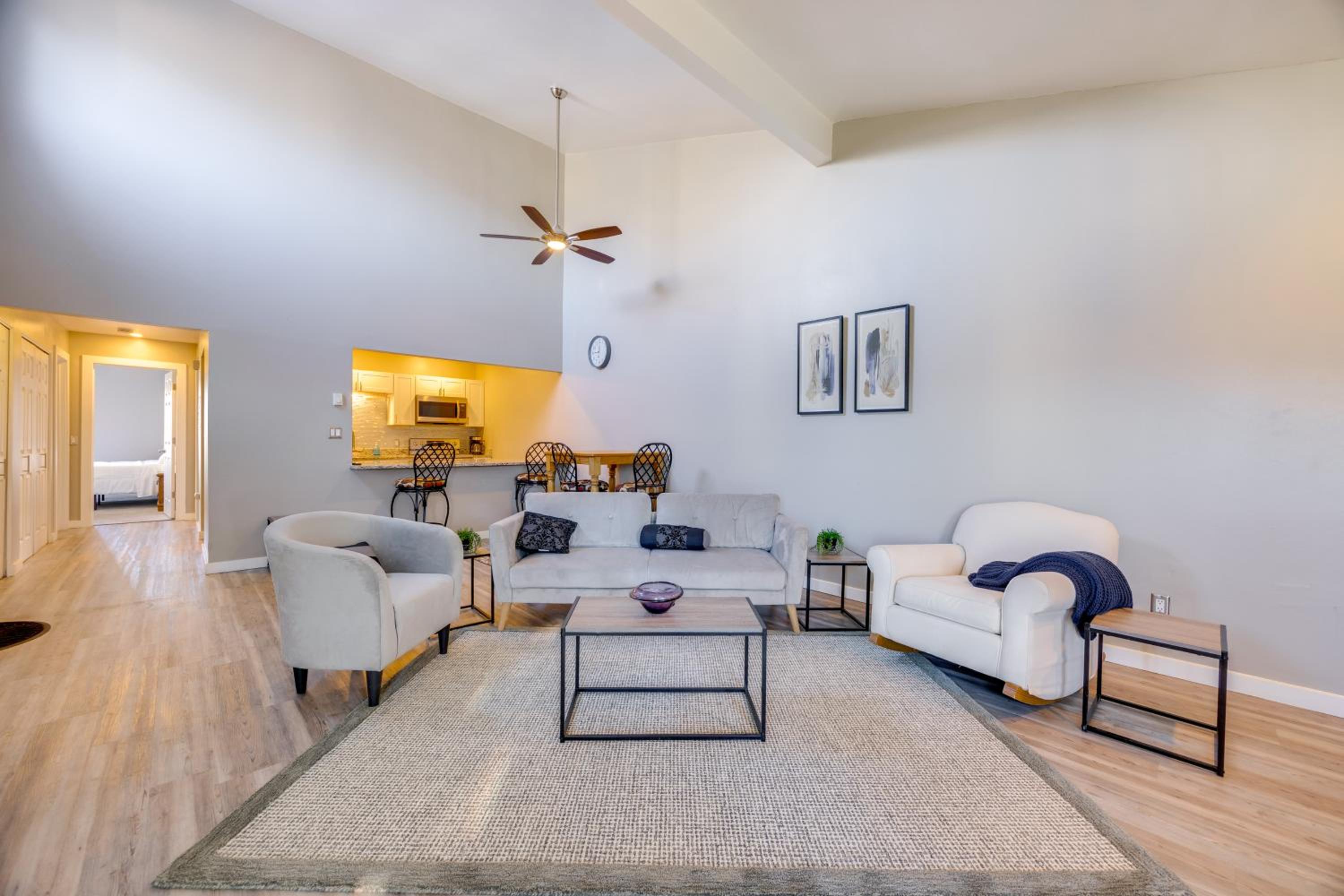 Pet-Friendly Condo with Mountain View in Monument!
