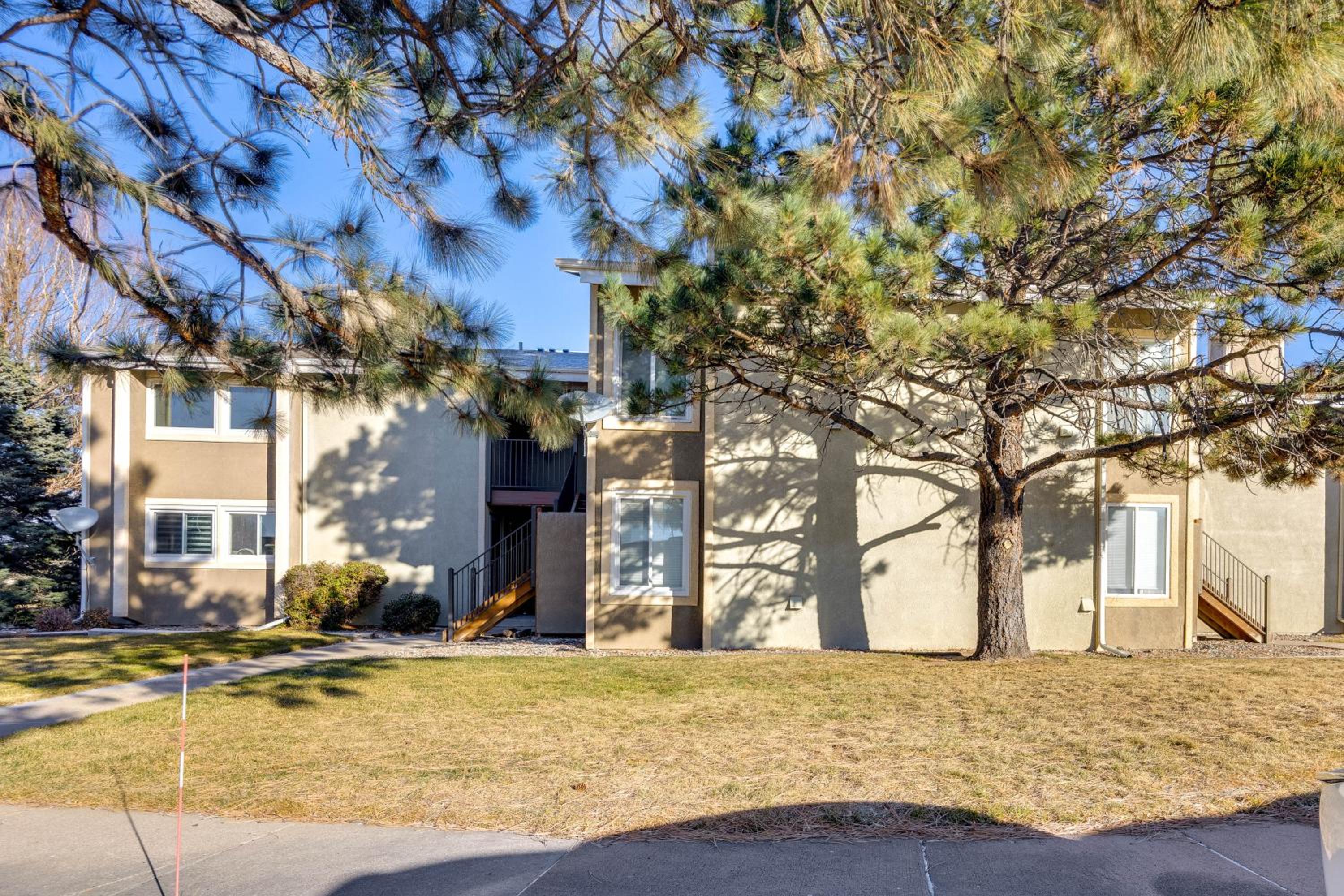 Pet-Friendly Condo with Mountain View in Monument!