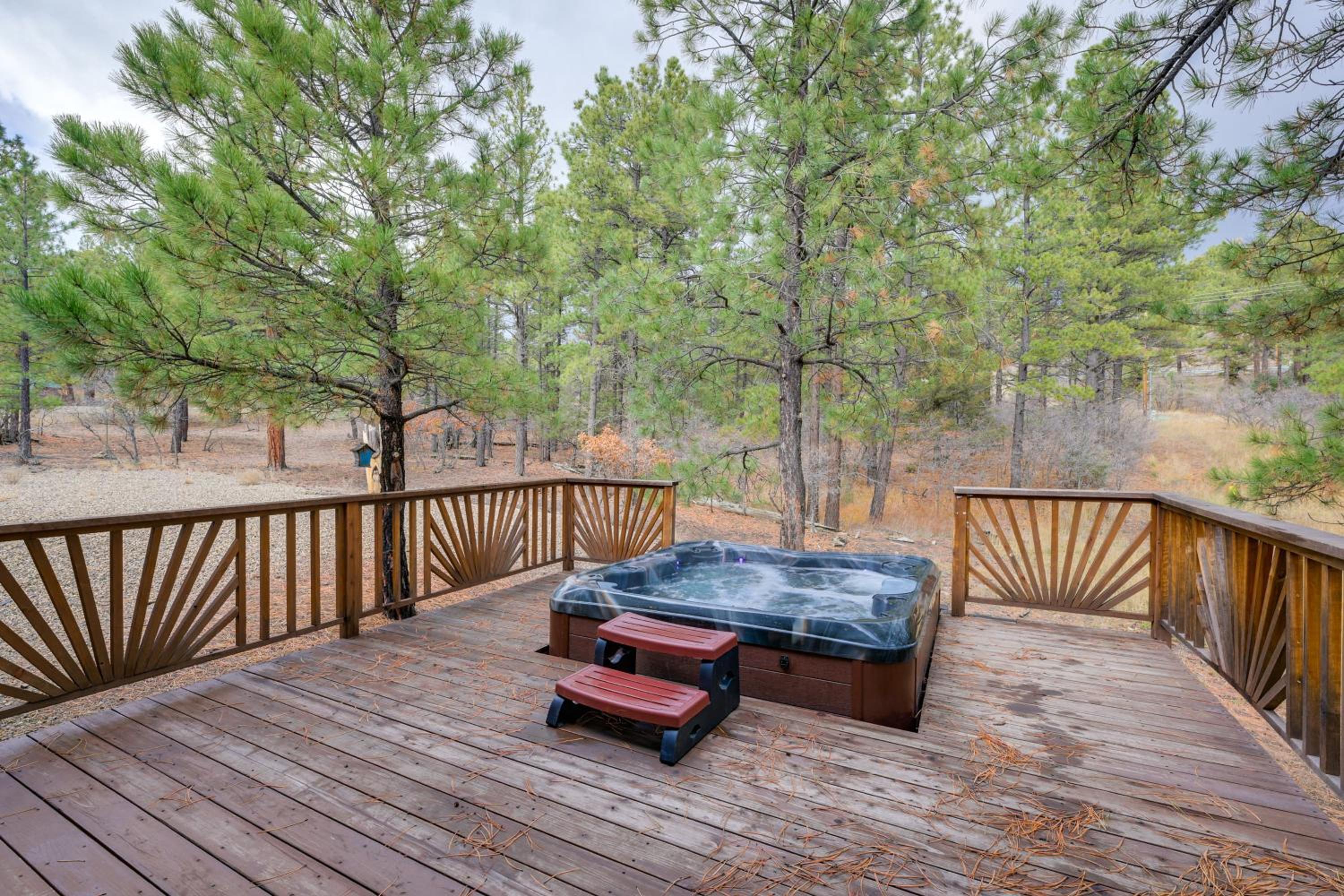 Epic Sunsets, Hot Tub! Mtn-View Pagosa Springs Gem
