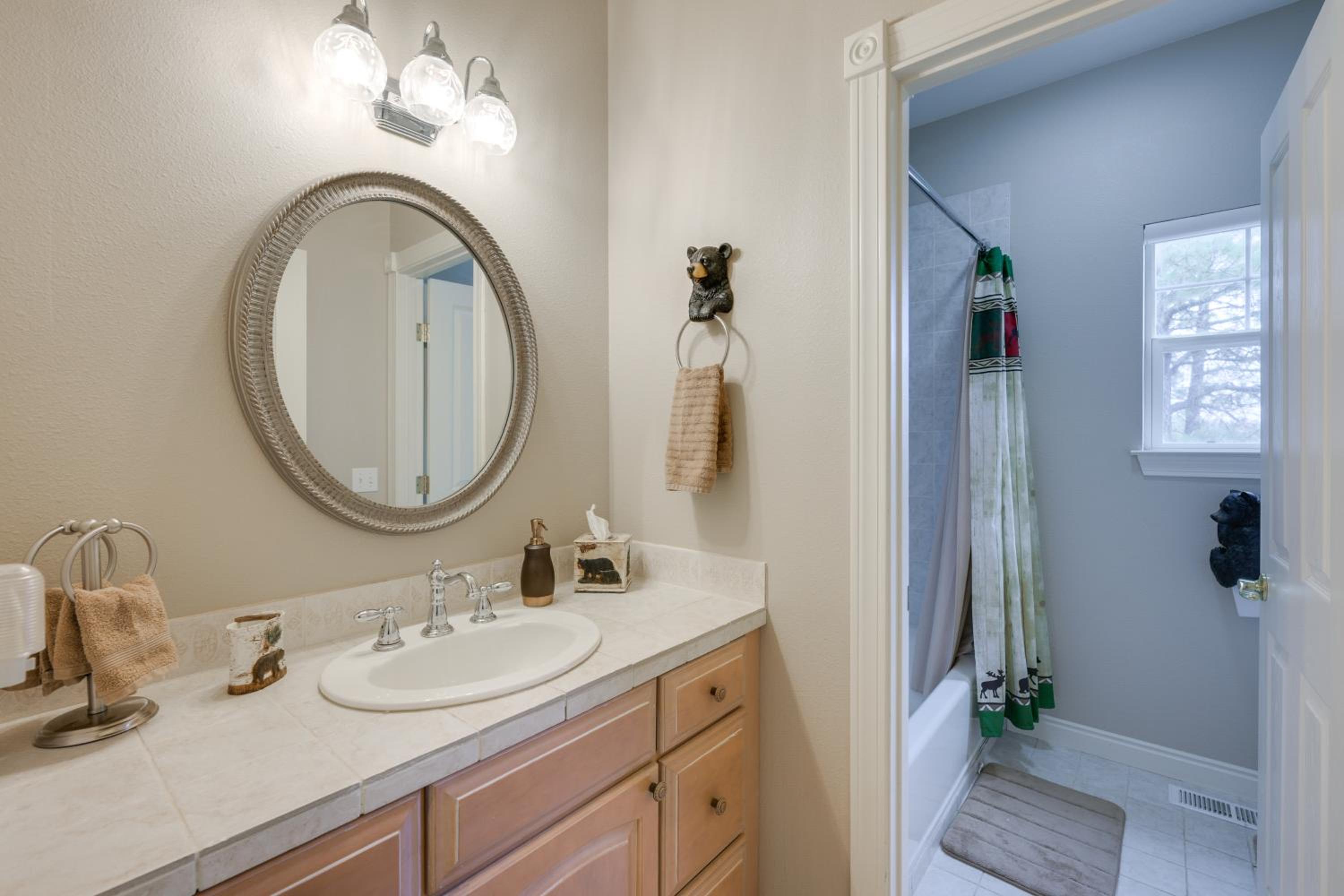 Epic Sunsets, Hot Tub! Mtn-View Pagosa Springs Gem