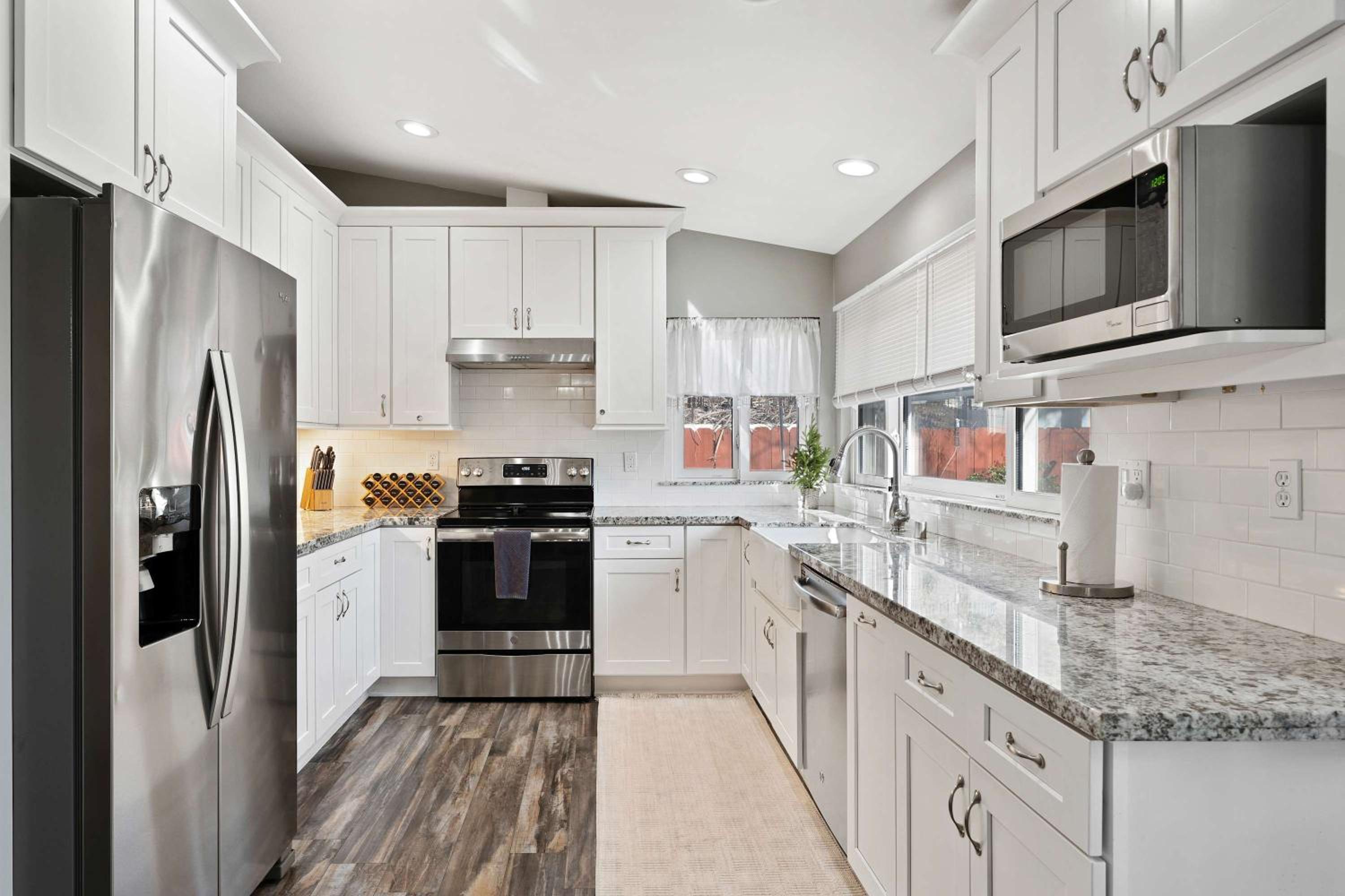 Spacious 4BR Sparks Home · Graduation & Events