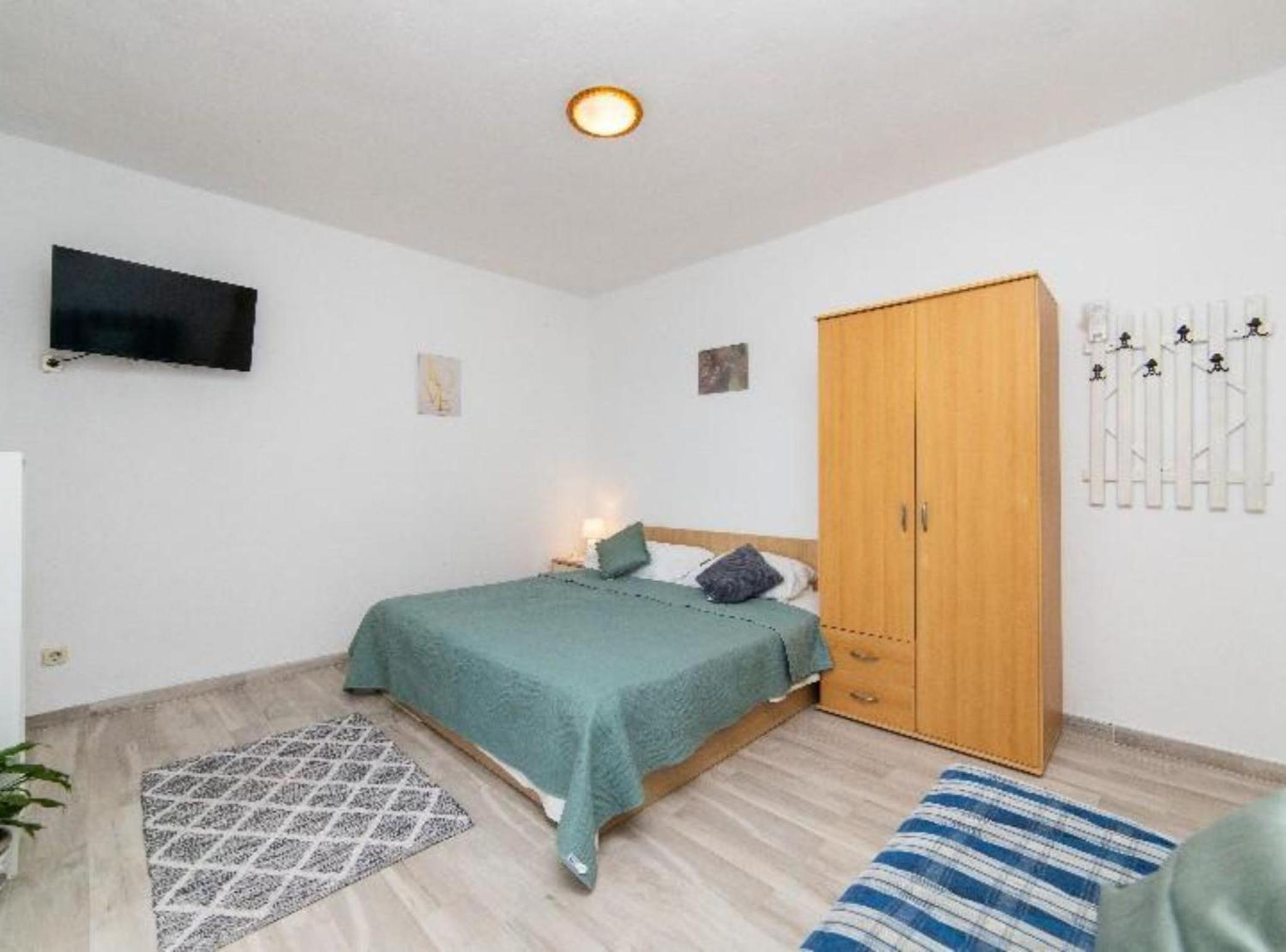 Apartments Smiljana Podaca