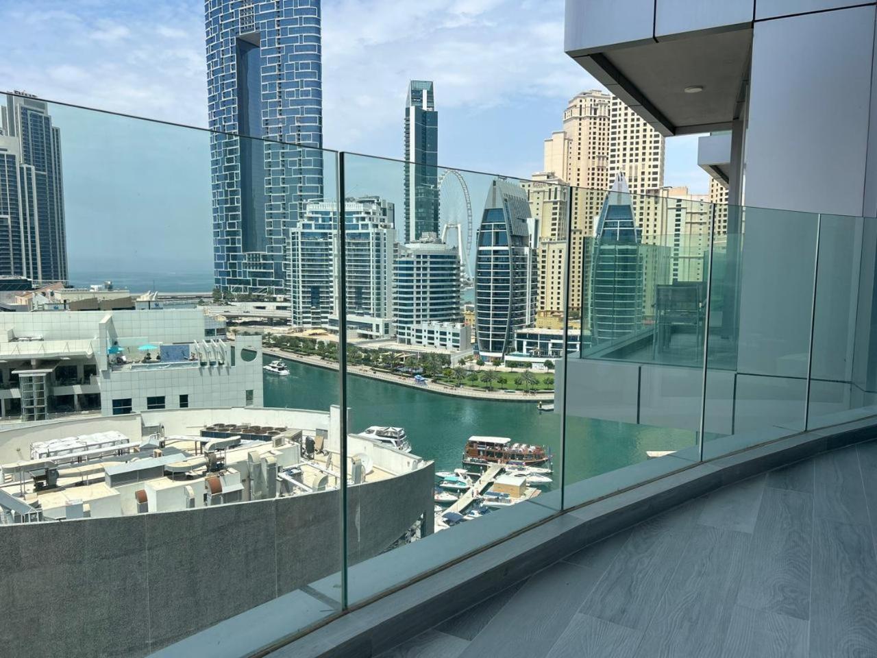 Casa Royale Vacation Home - Dubai Marina