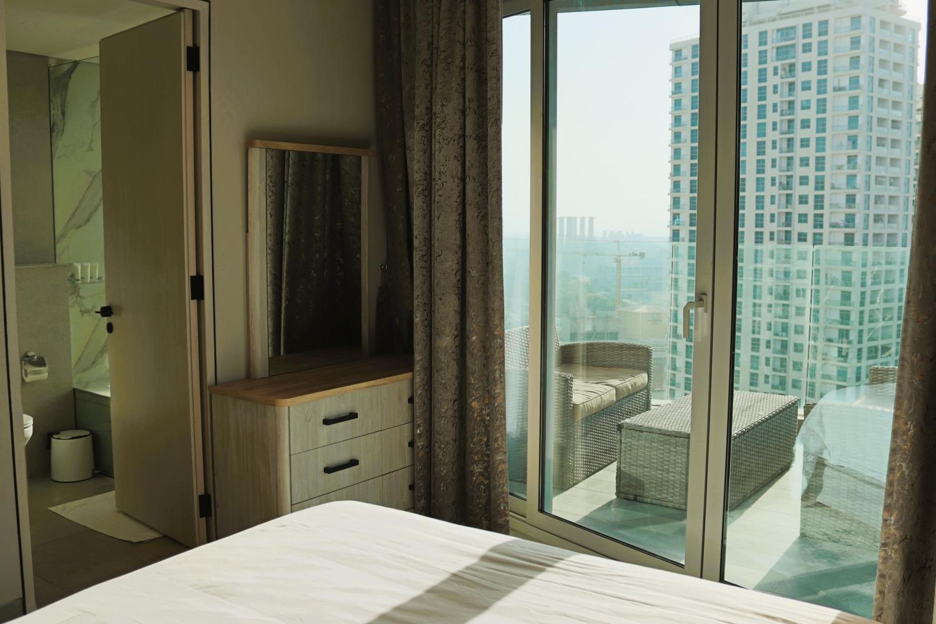 Casa Royale Vacation Home - Dubai Marina