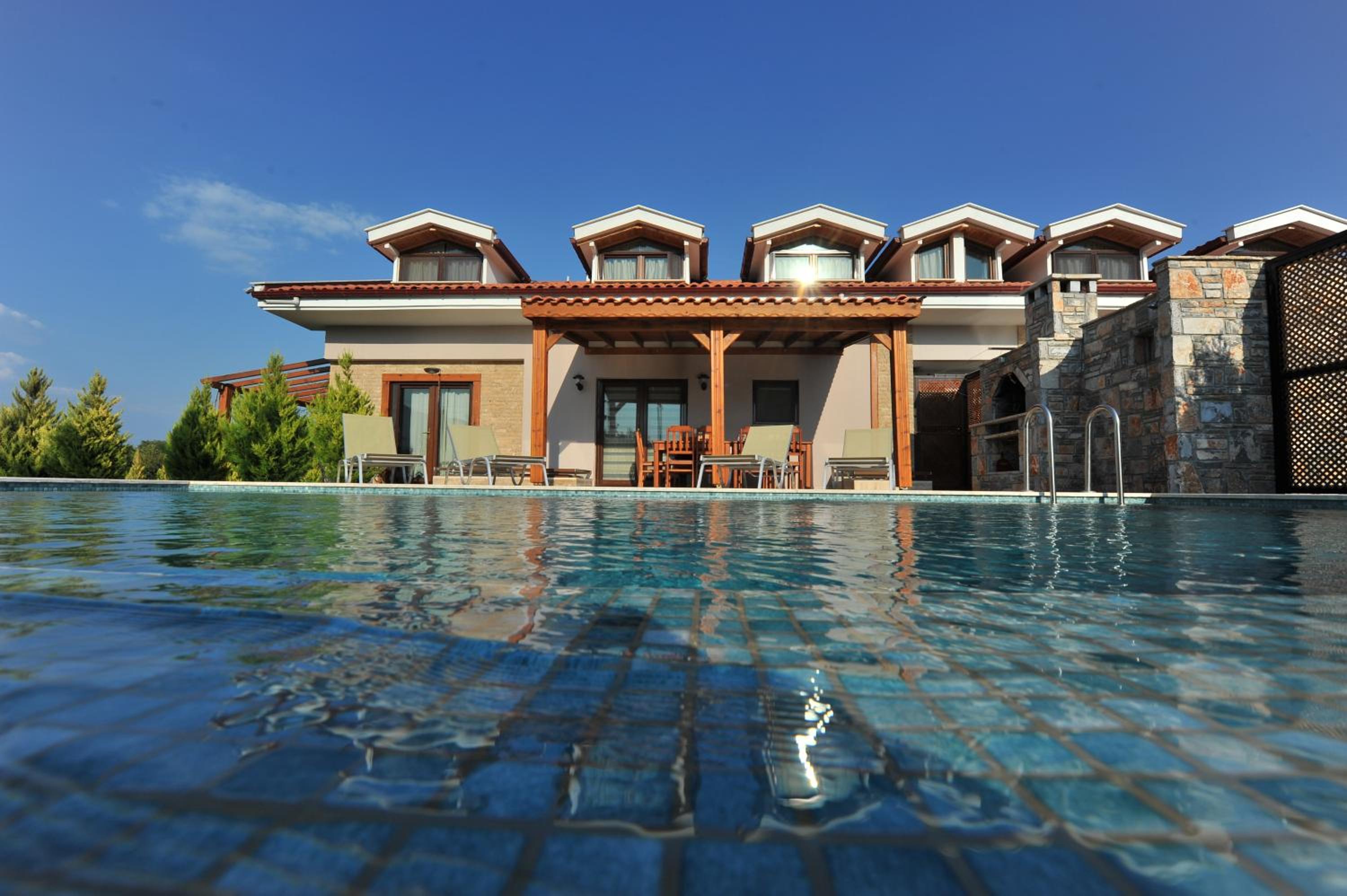 Grenadine Lodge