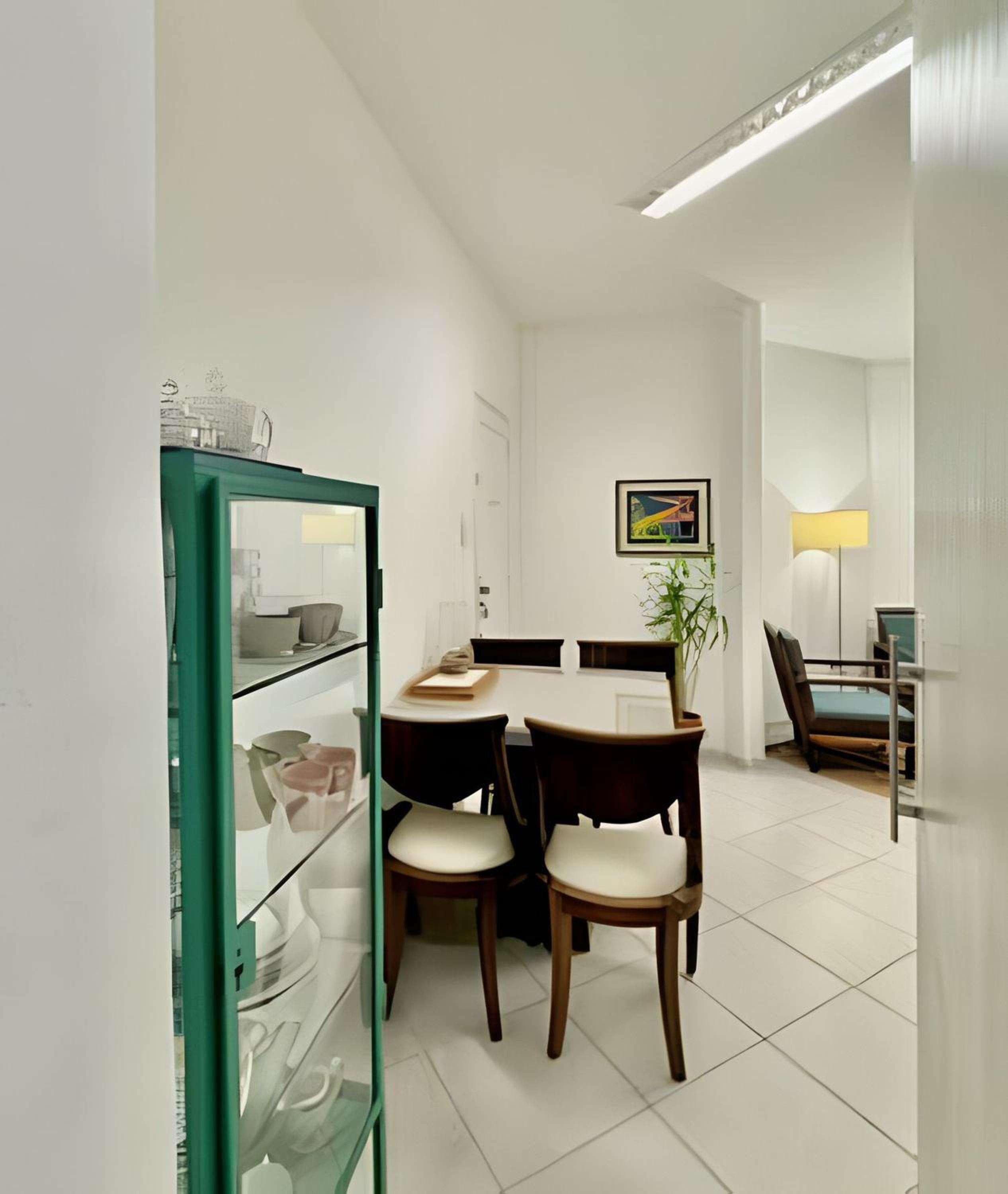 2 Minutes Away From The Beach | Arpoador | Leblon