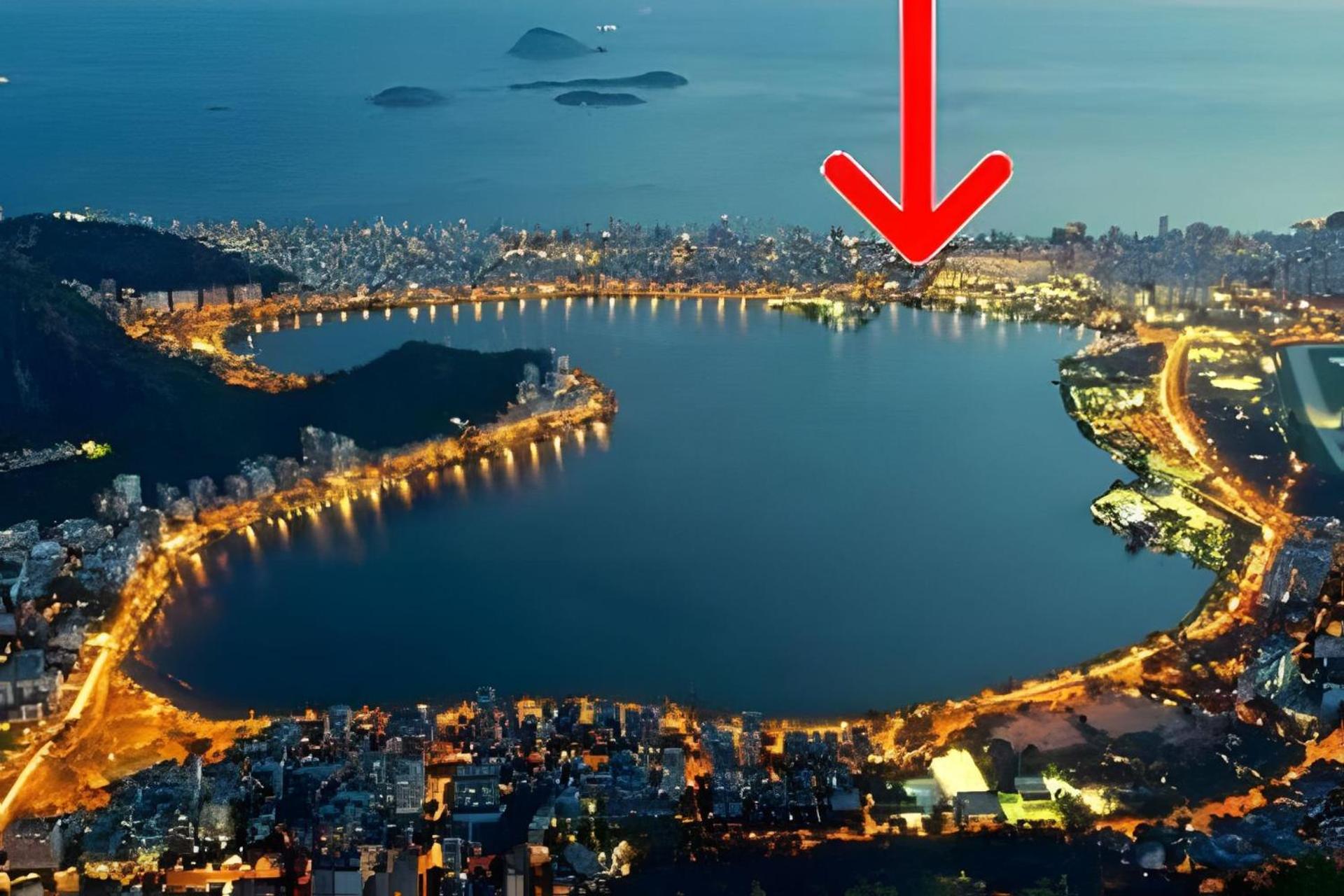 2 Minutes Away From The Beach | Arpoador | Leblon