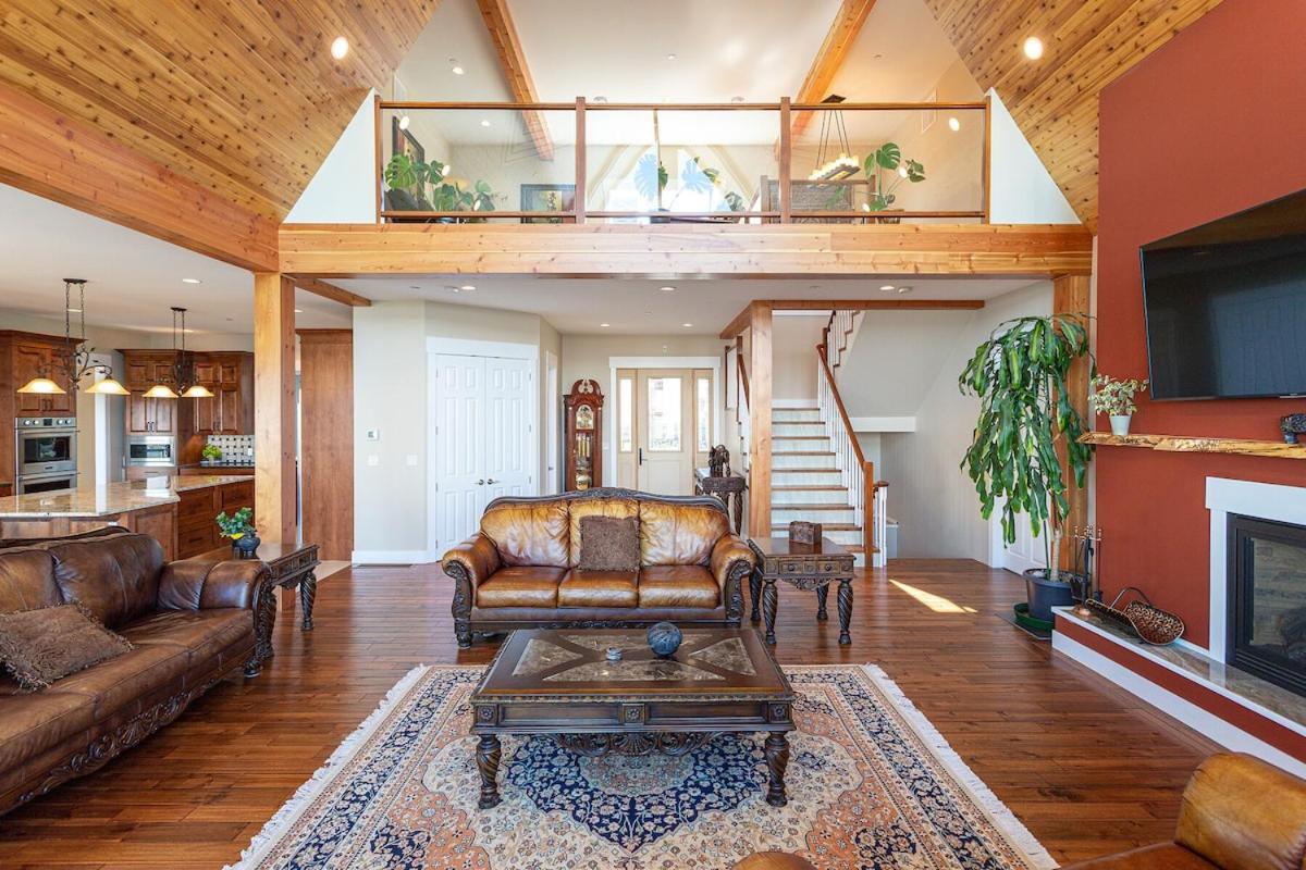 Blue Horizon Mountain Retreat B&B